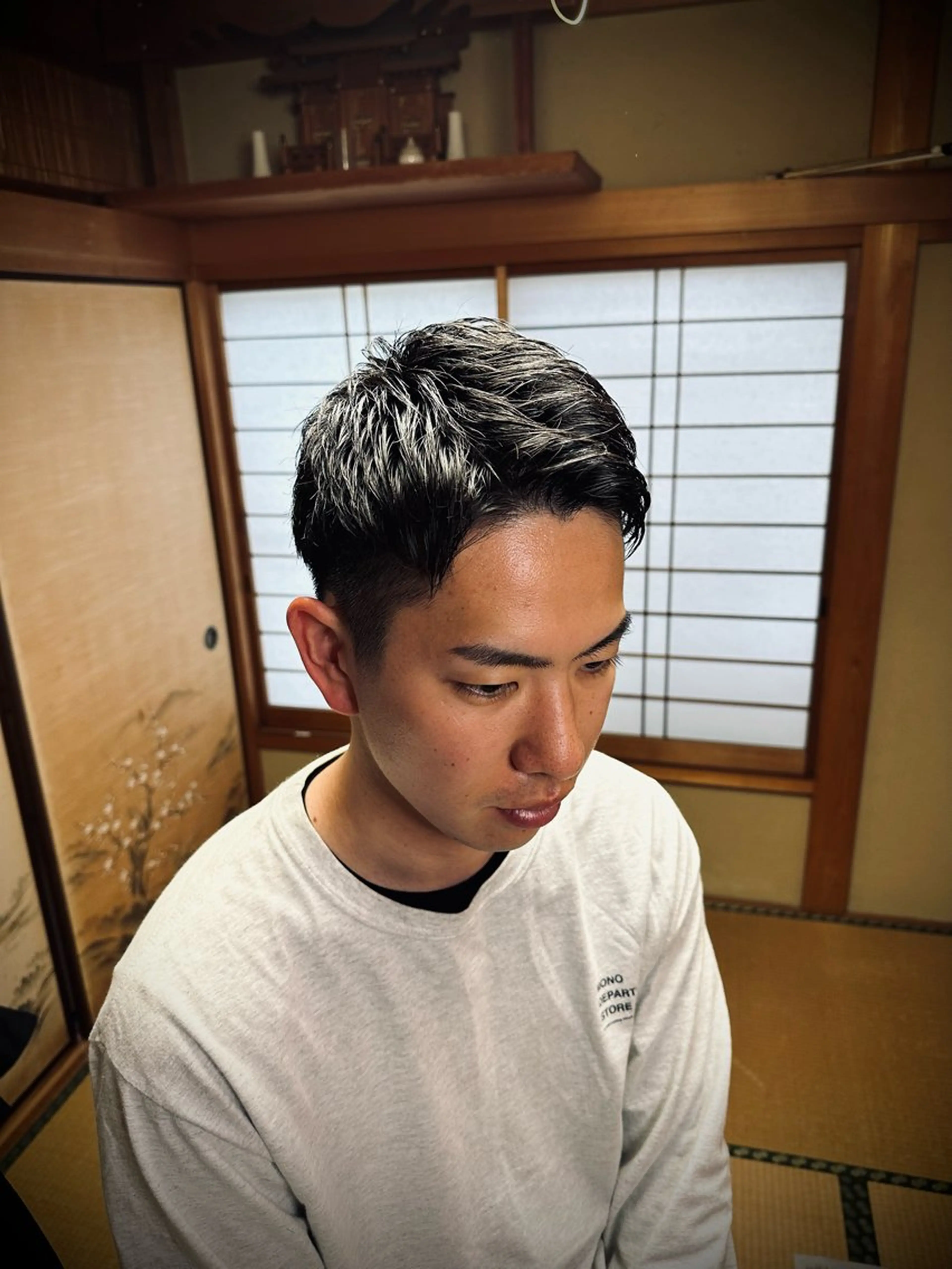 ショート メンズ 岩本 文太のヘアスタイル