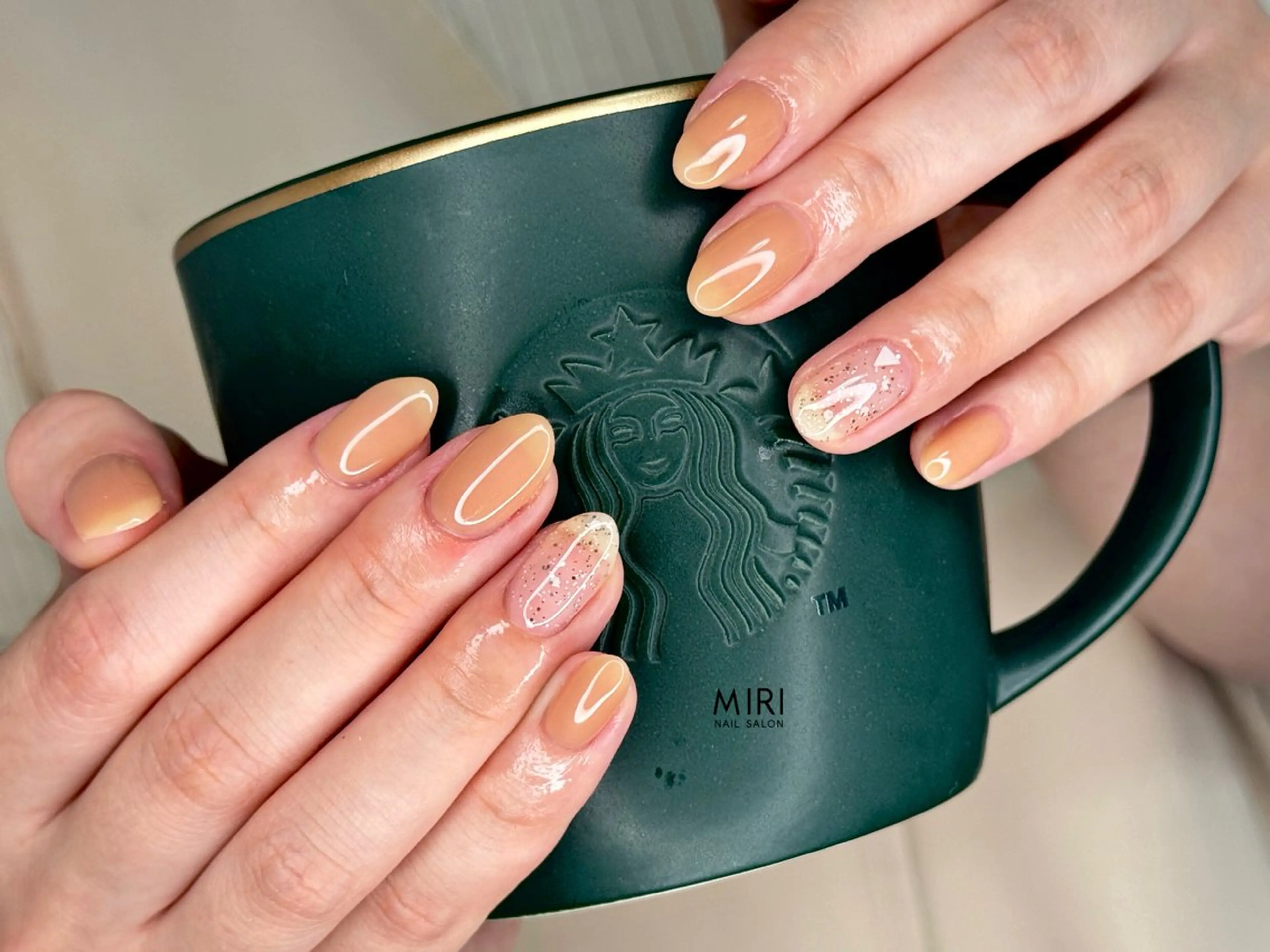 ネイル ジェルネイル マグネットネイル ワンカラーネイル パラジェル Miri nail salonのネイルデザイン