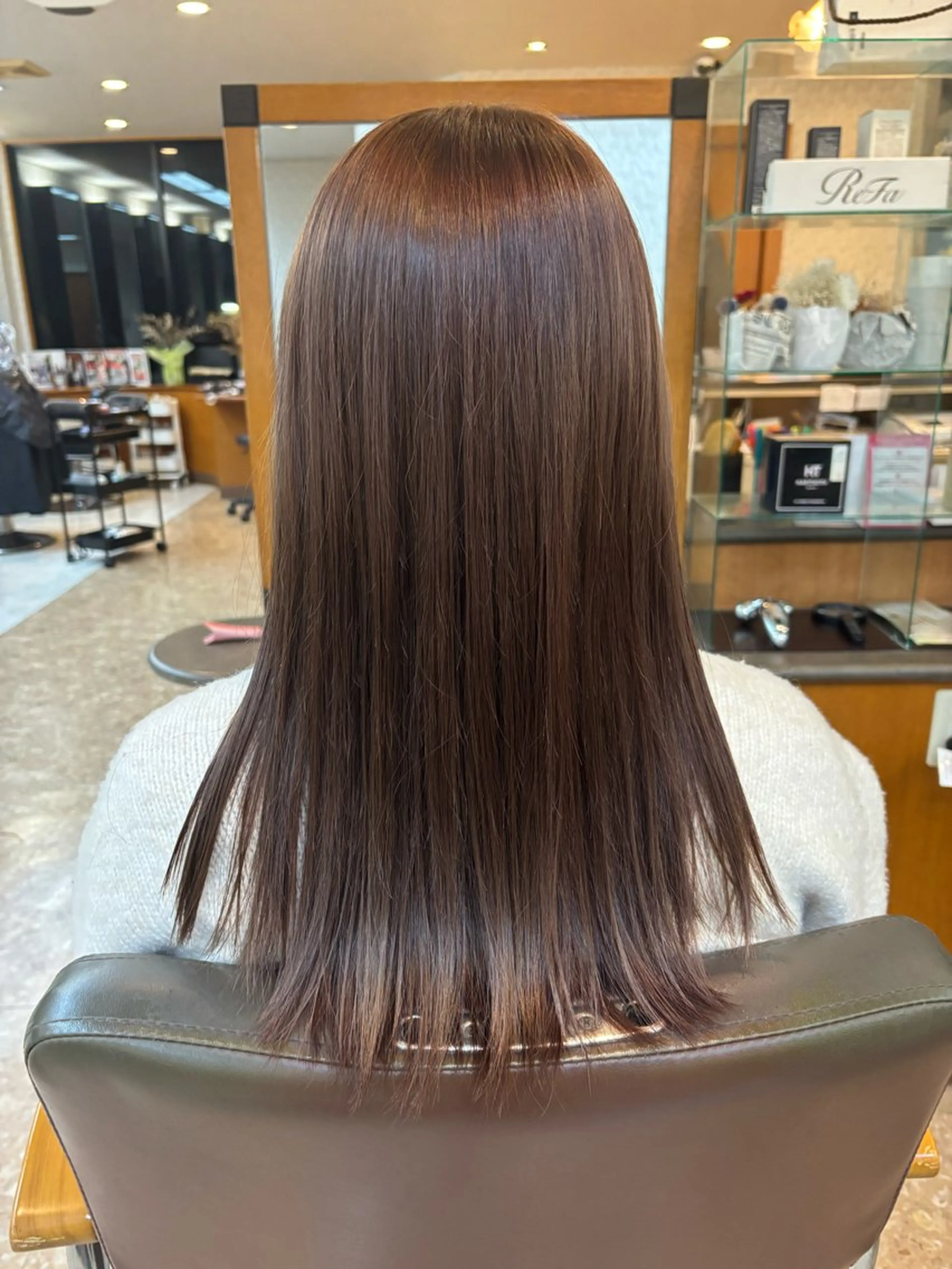 ロング カラー 亀山 来未のヘアスタイル