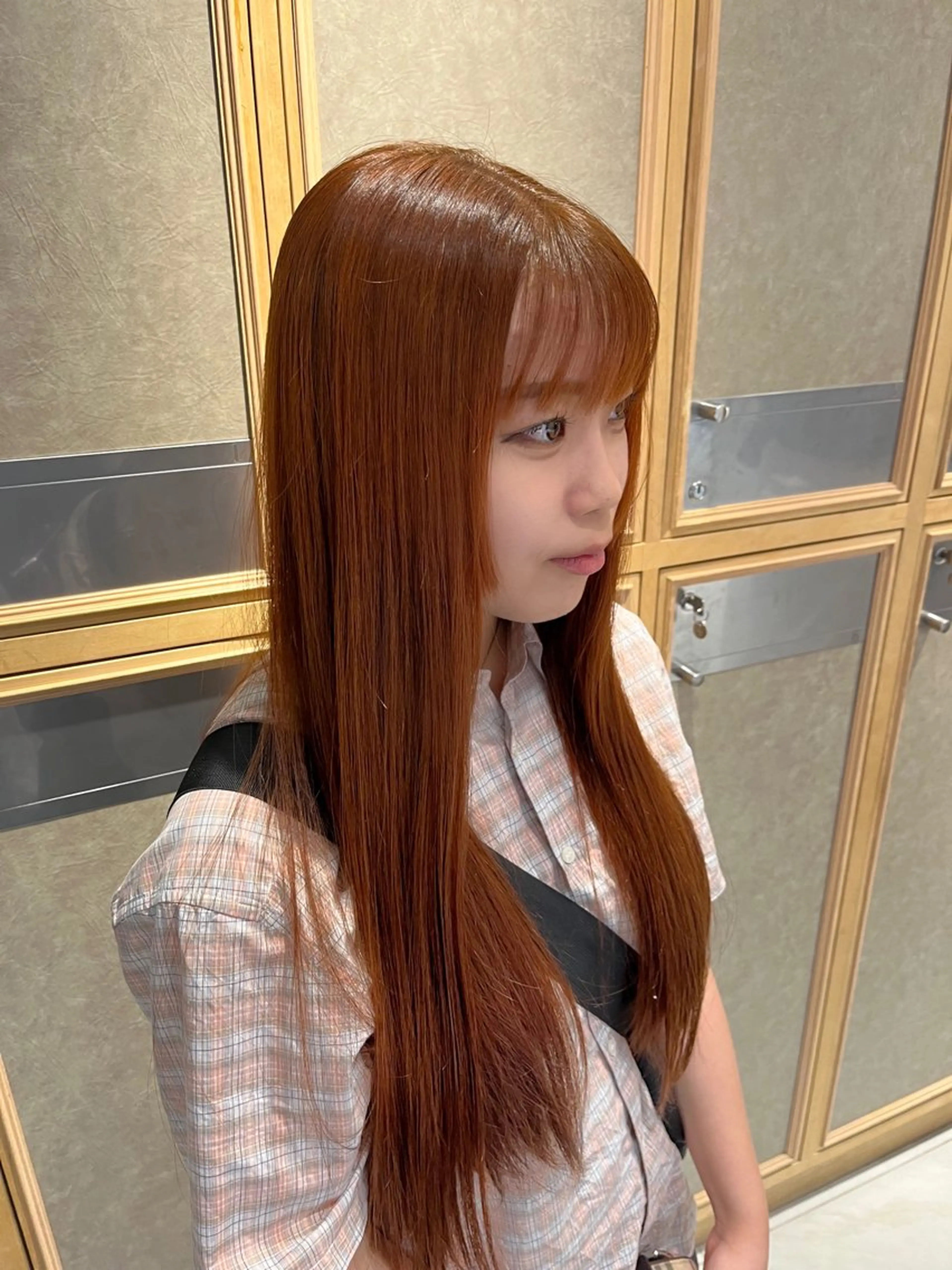 ロング カラー 顔周りカット ナミ🩶暗髪/暖色 ❤️/透明感/縮毛のヘアスタイル