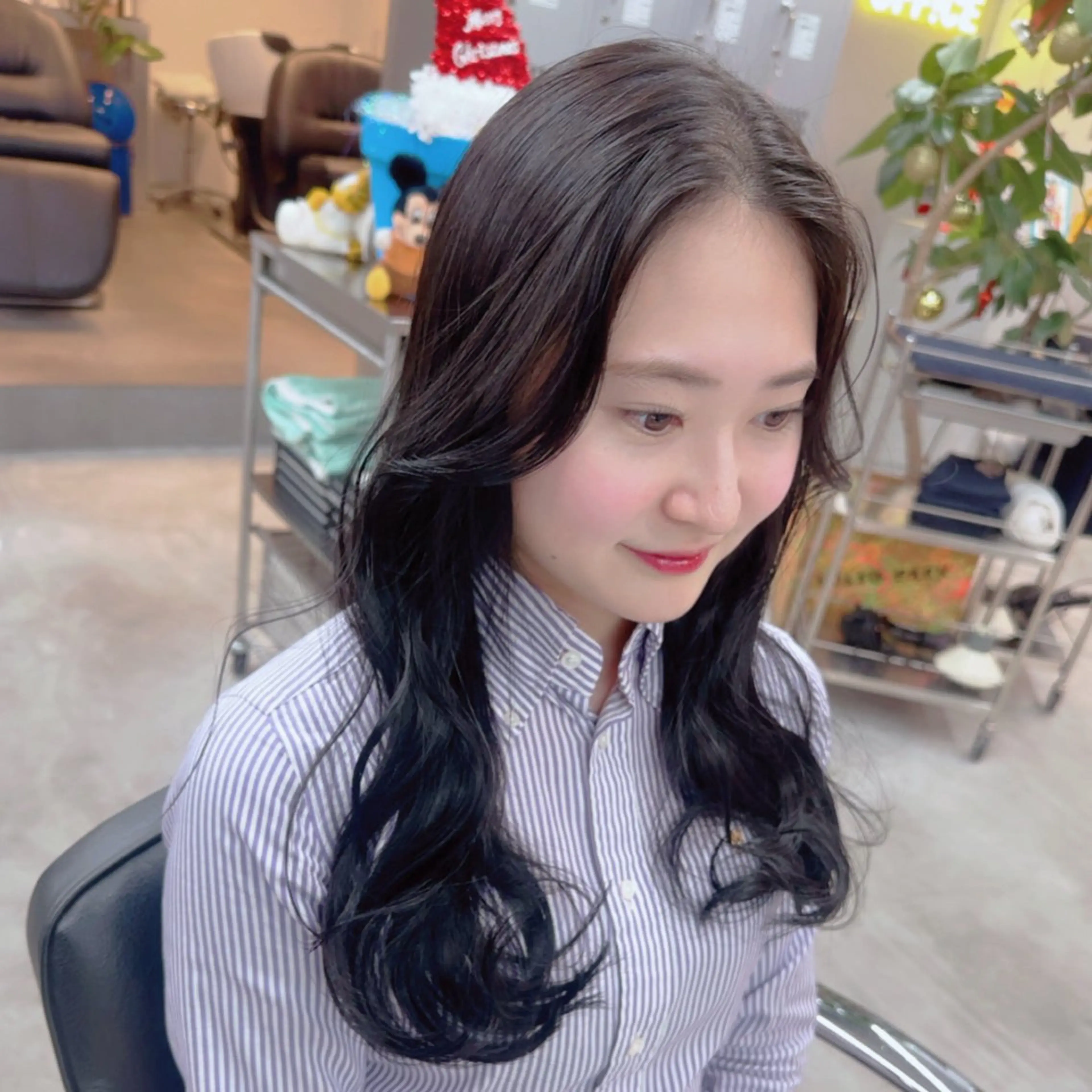 ロング カラー カット 岡野 静華のヘアスタイル