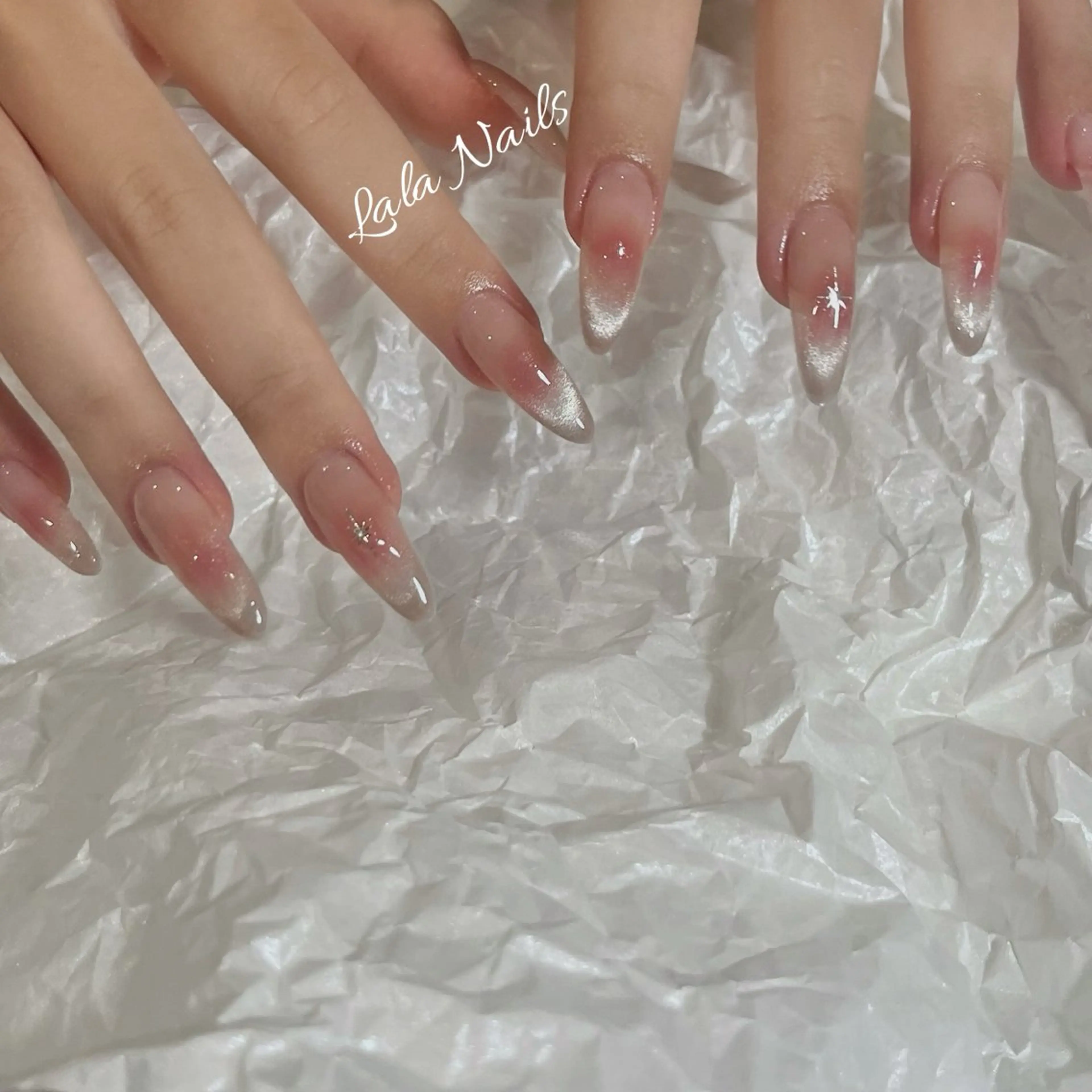 ネイル アートネイル チークネイル 長さ出し フレンチネイル グラデーション ハンドネイル Akina Nailのネイルデザイン