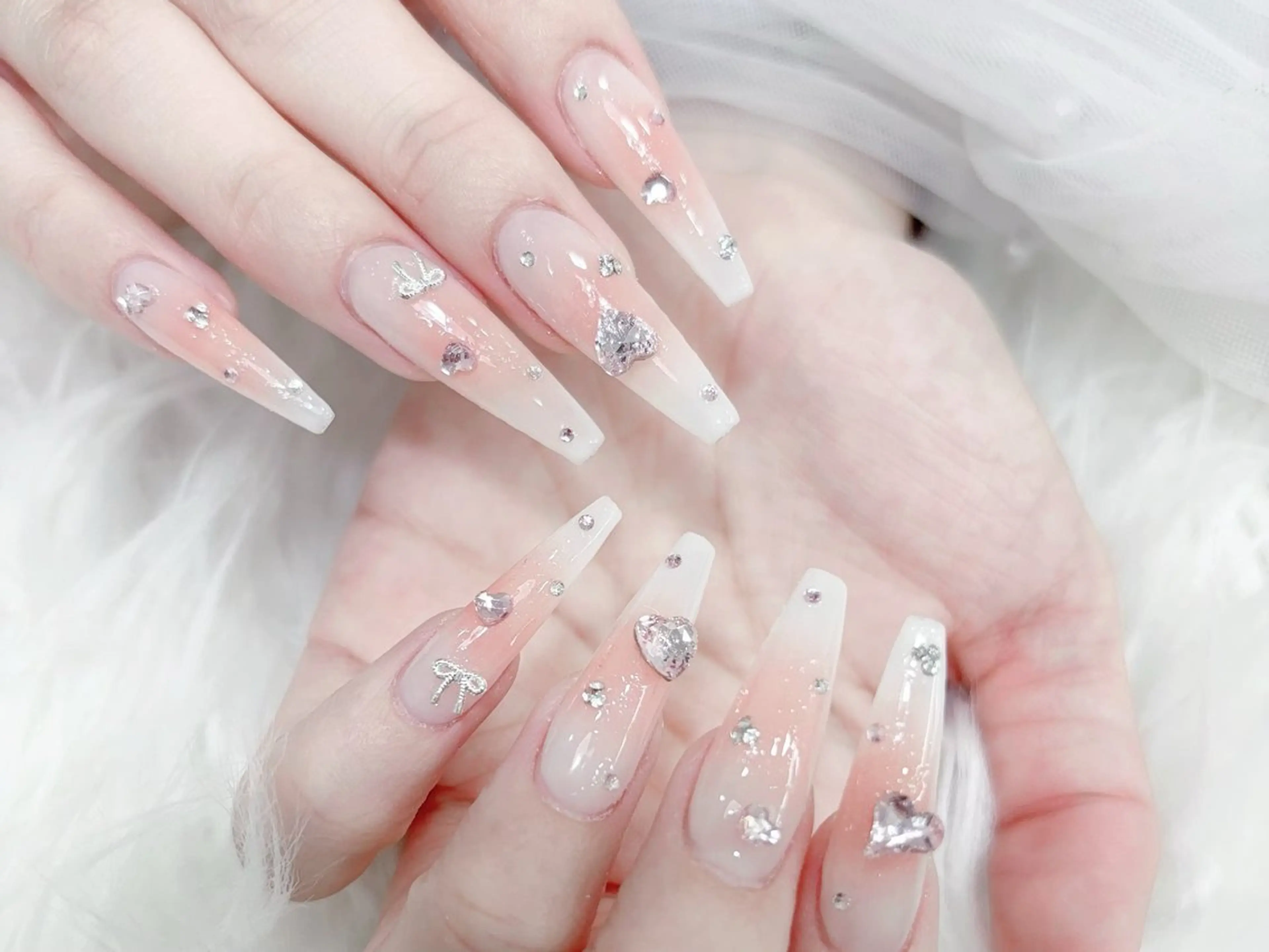 ネイル 成人式 マグネットネイル 大理石ネイル(マーブル) リボン 夏ネイル ハンドネイル MoMoA Nail ネイル長さ出し専門店のネイルデザイン