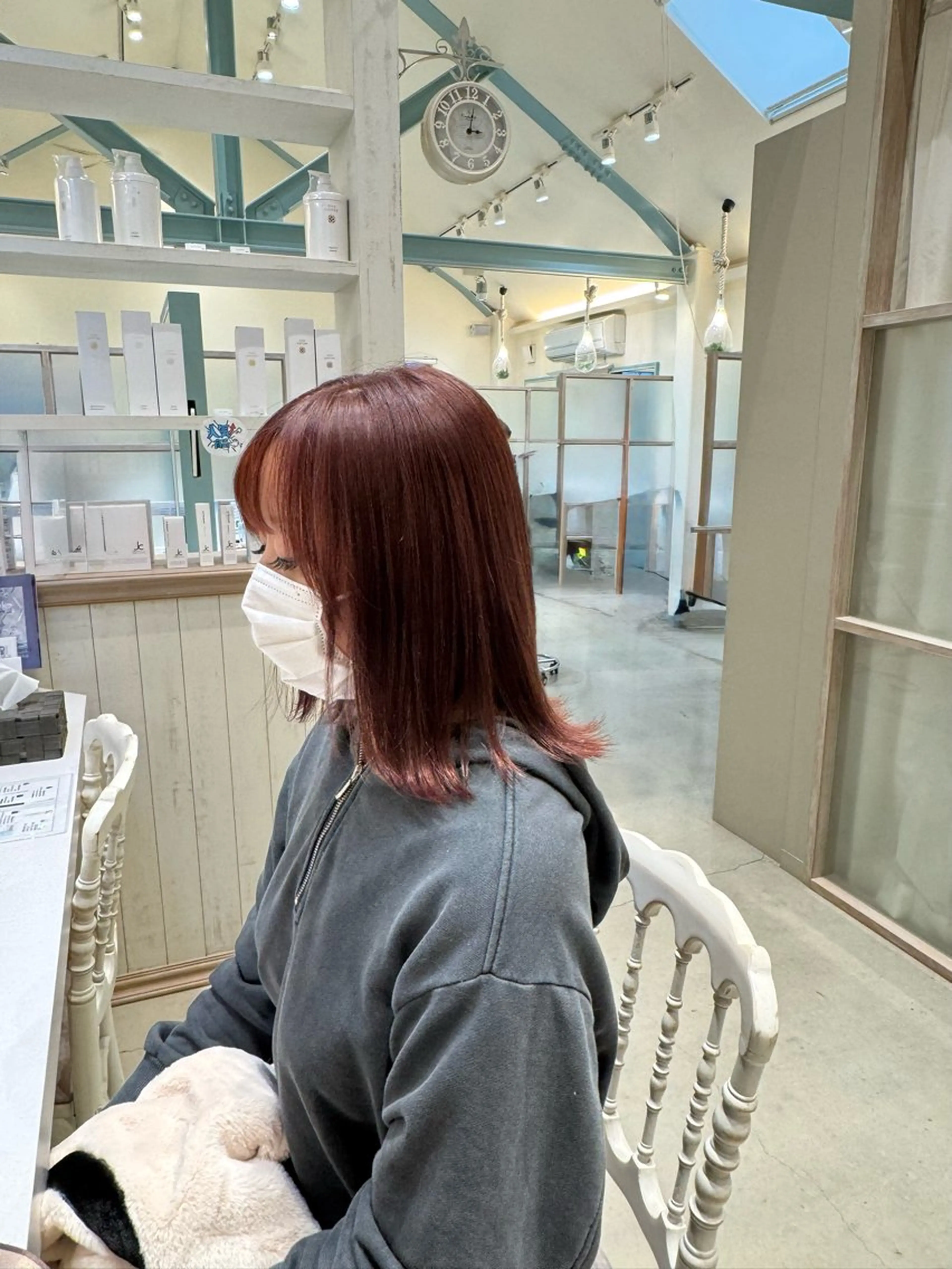 ミディアム 太田 千尋のヘアスタイル