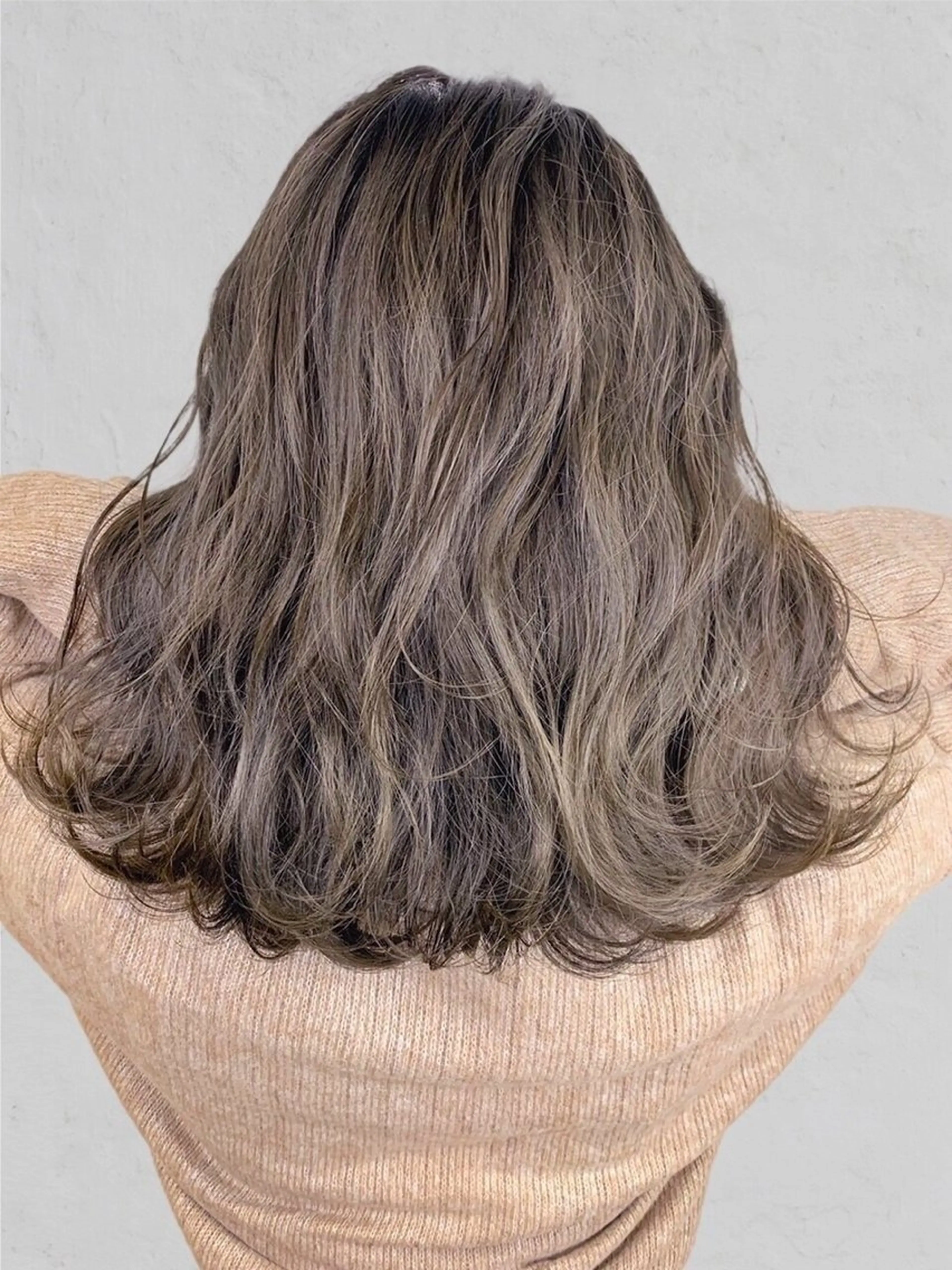 ミディアム カラー ヘアアレンジ カット ヘアカラー トリートメント 髪質改善カラー🪞 美髪縮毛矯正🪞城のヘアスタイル