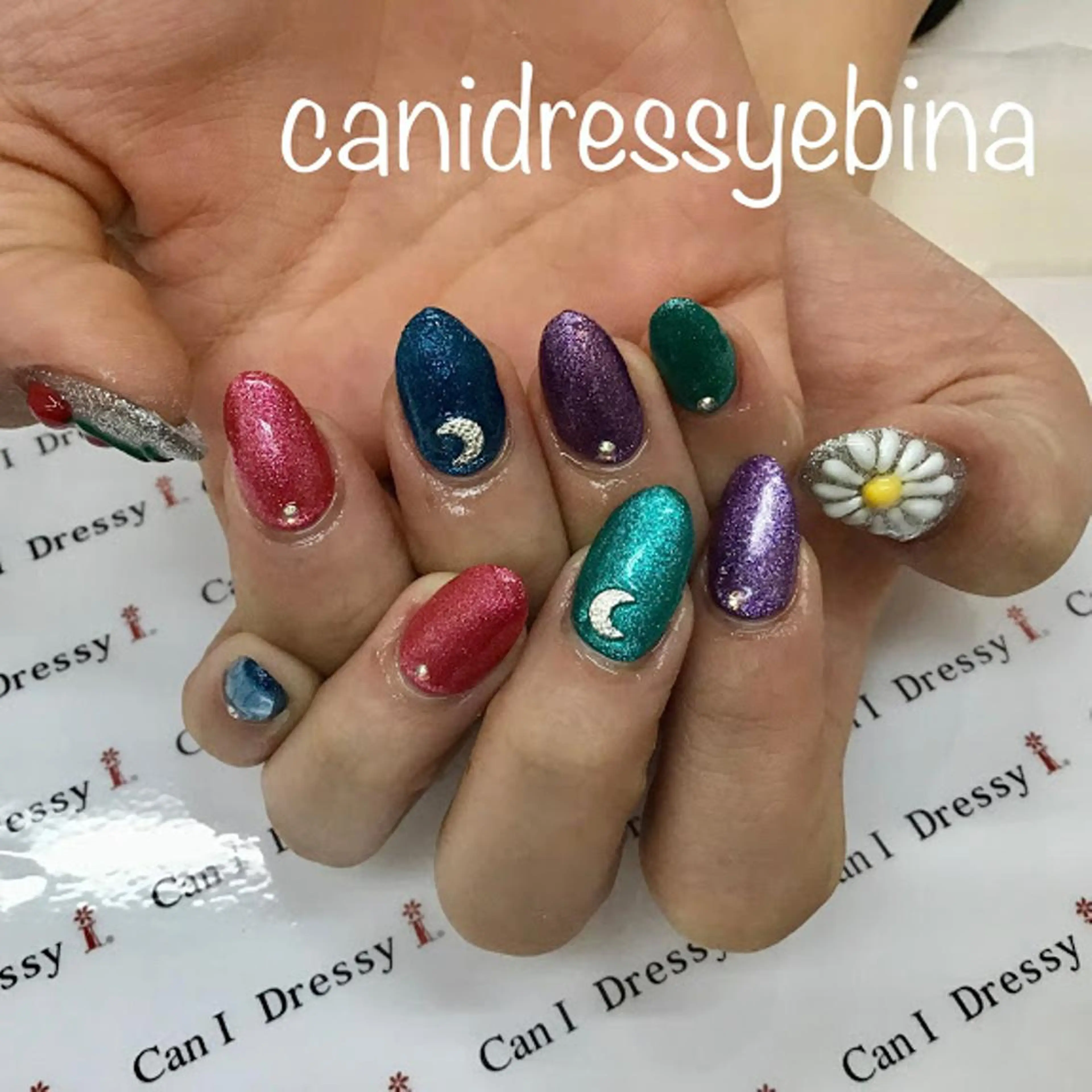 ネイル キャンアイドレッシー 海老名のネイルデザイン