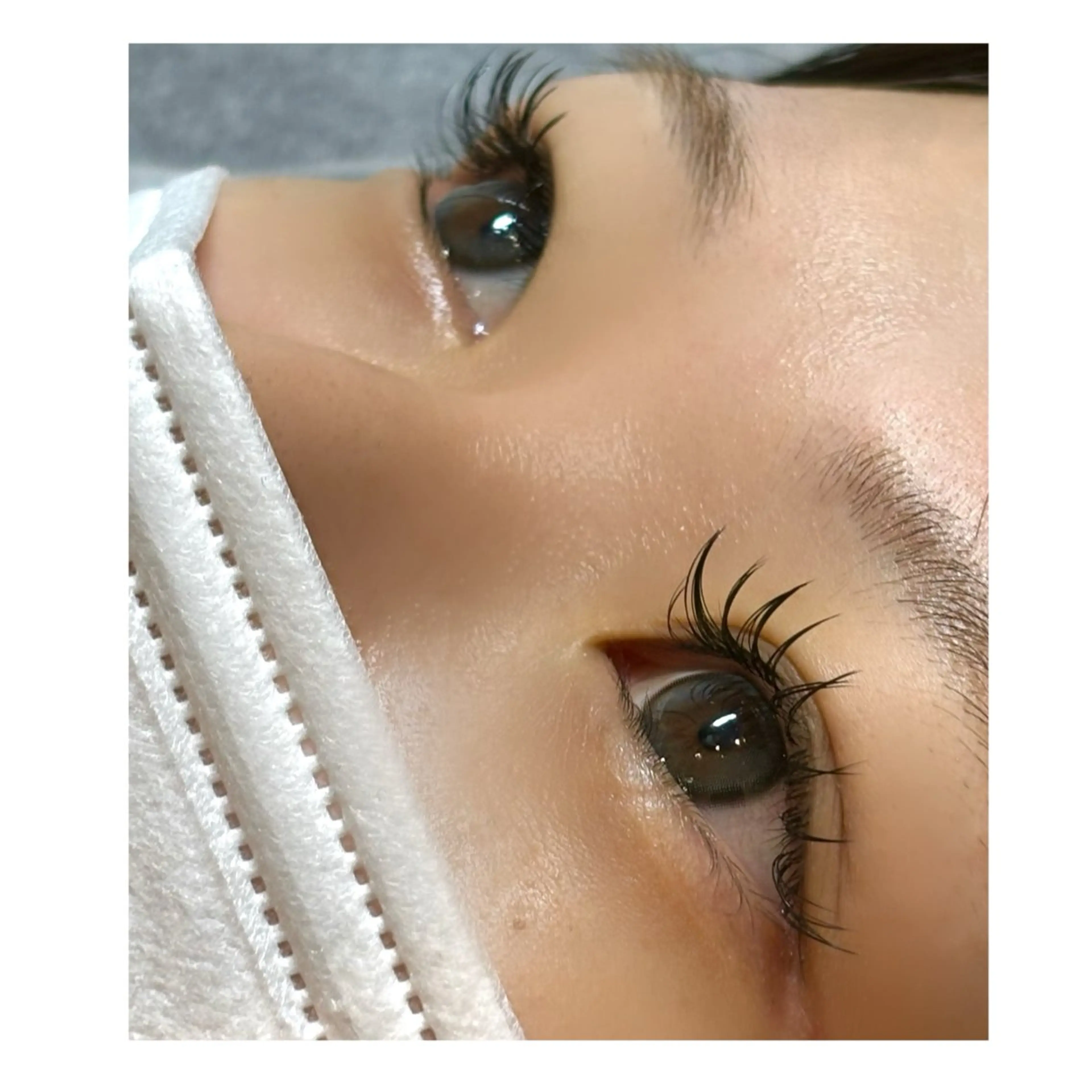 マツエク・マツパ バインドロック Cカール CHERILY SAKURAのネイルデザイン