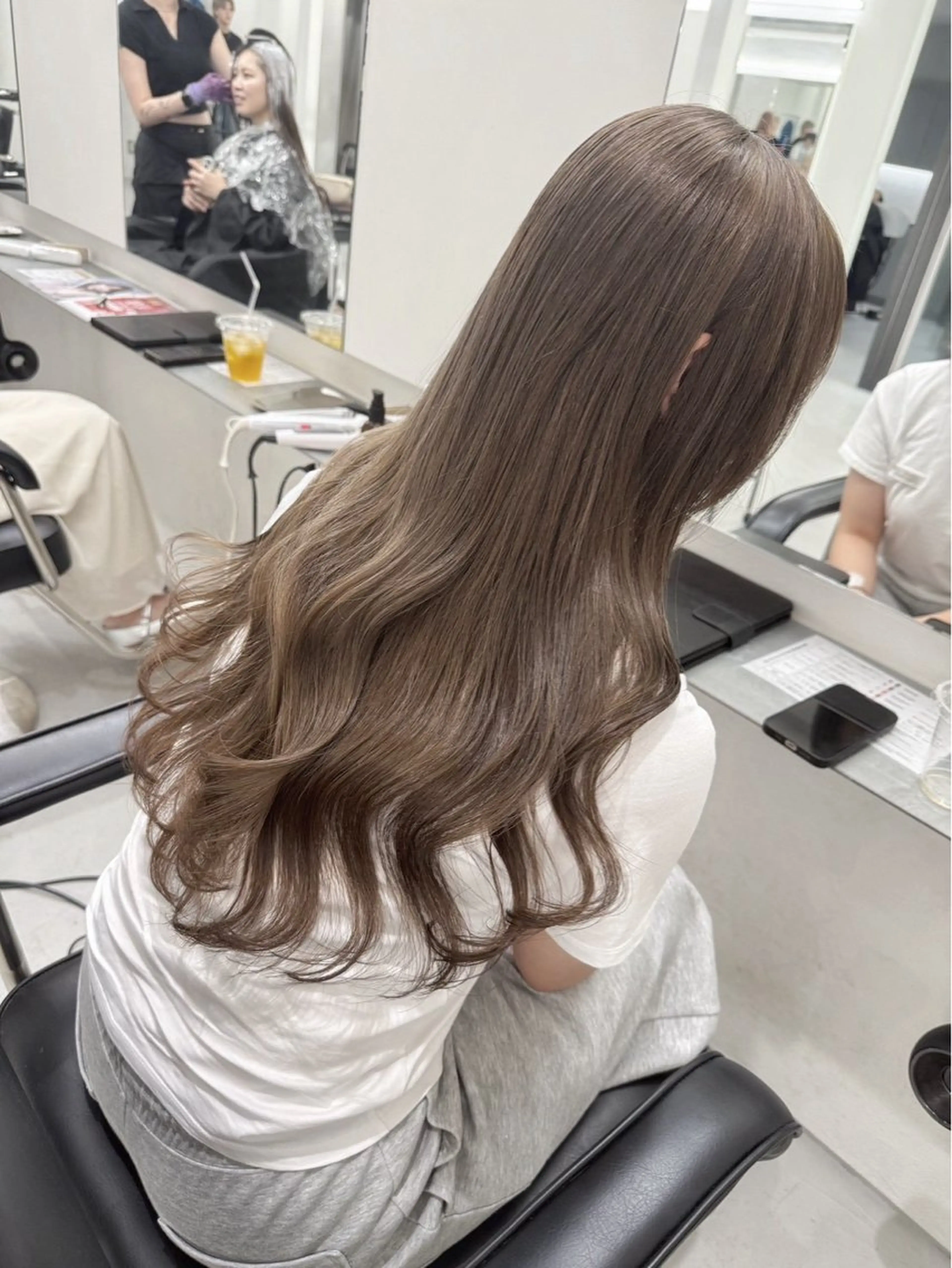 ロング カラー ベージュカラー ヘーゼル 清瀧 巧人のヘアスタイル