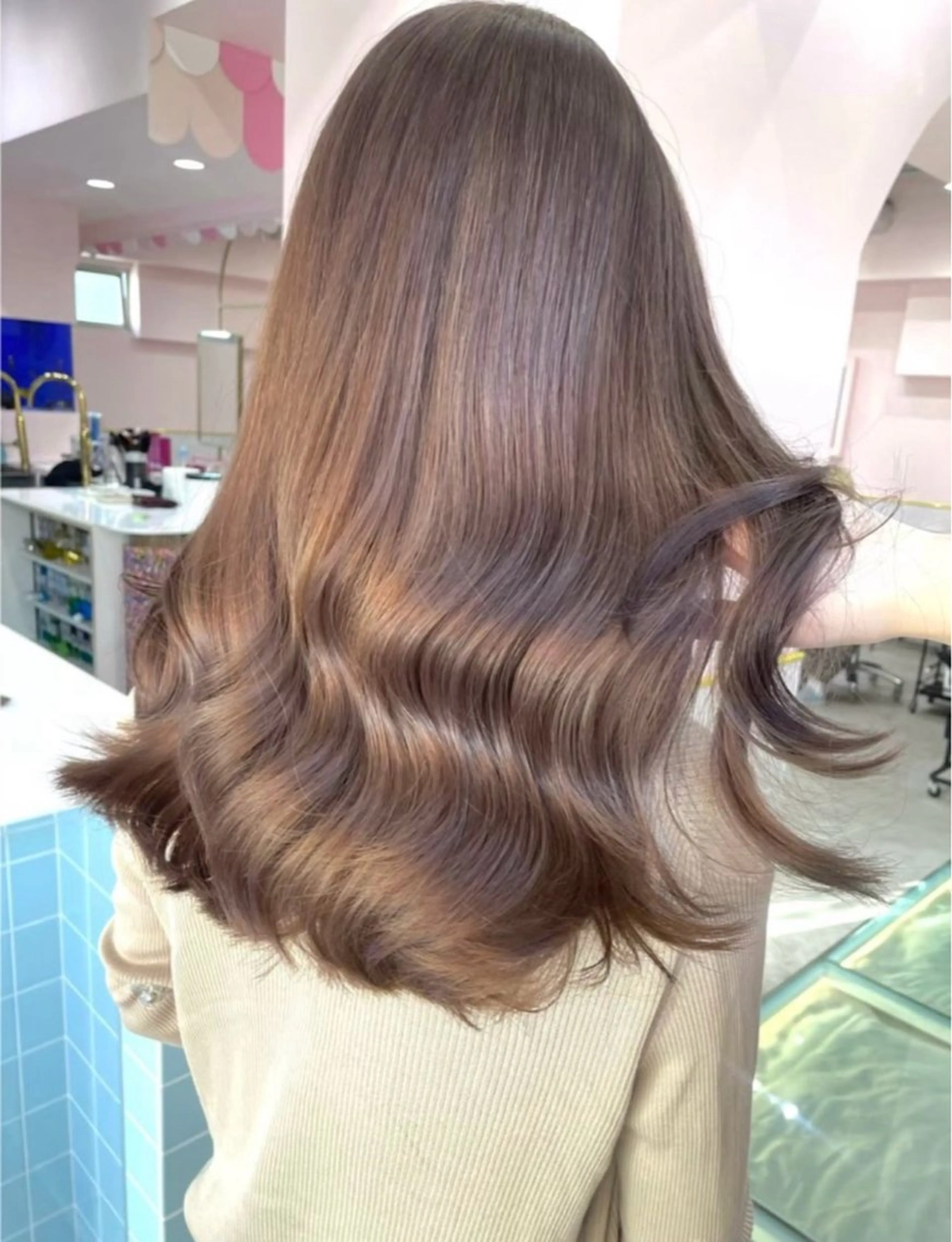 セミロング ヘアカラー トリートメント モテ艶🪄ベージュ カラー🧸RUKAのヘアスタイル