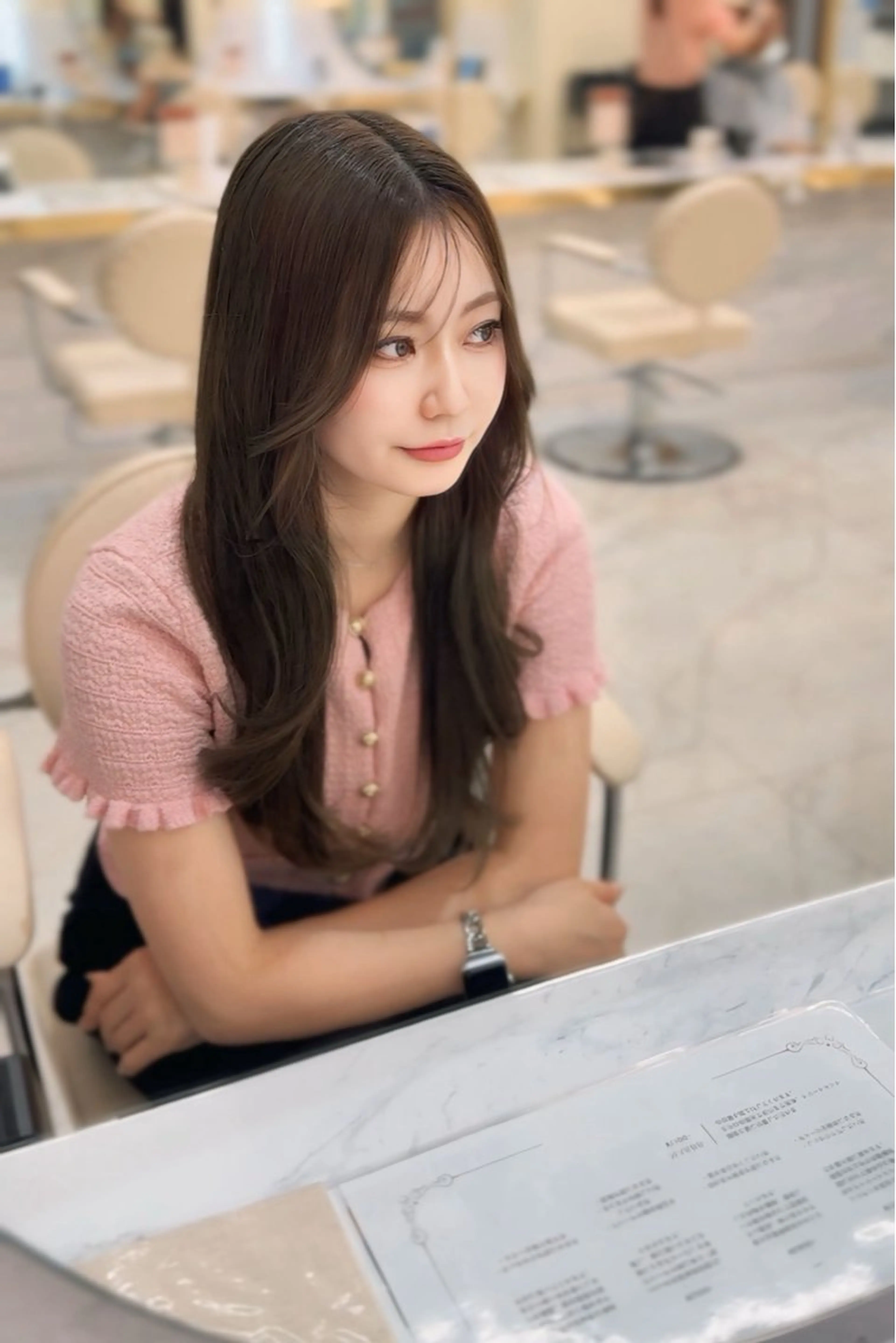 ロング カラー ワンホン×髪質改善 つのーか🩶🫧のヘアスタイル