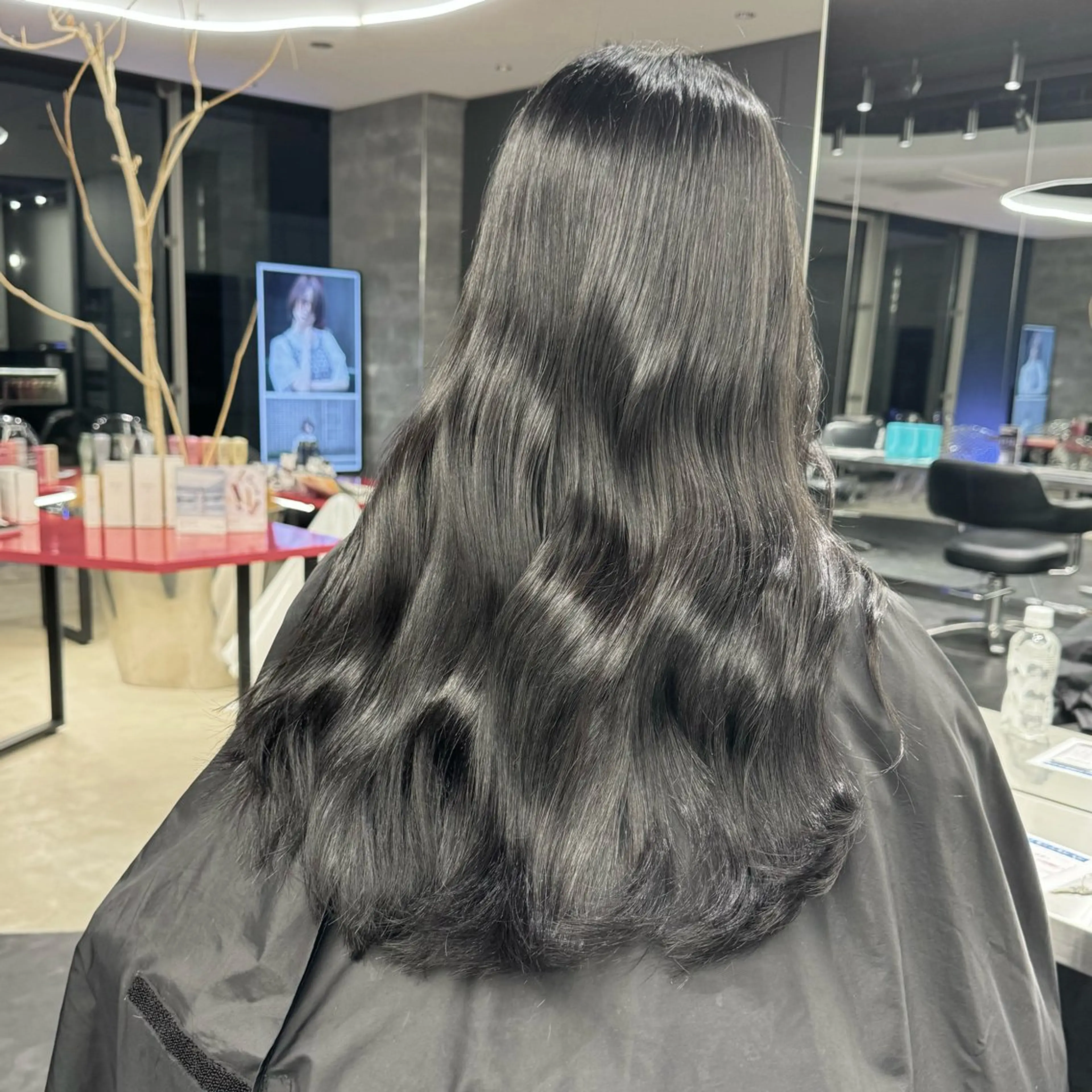 カラー 透明感カラー ヘアカラー SKNOW所属・艶カラー🤍/ 韓国ヘア🎀めいのヘアスタイル