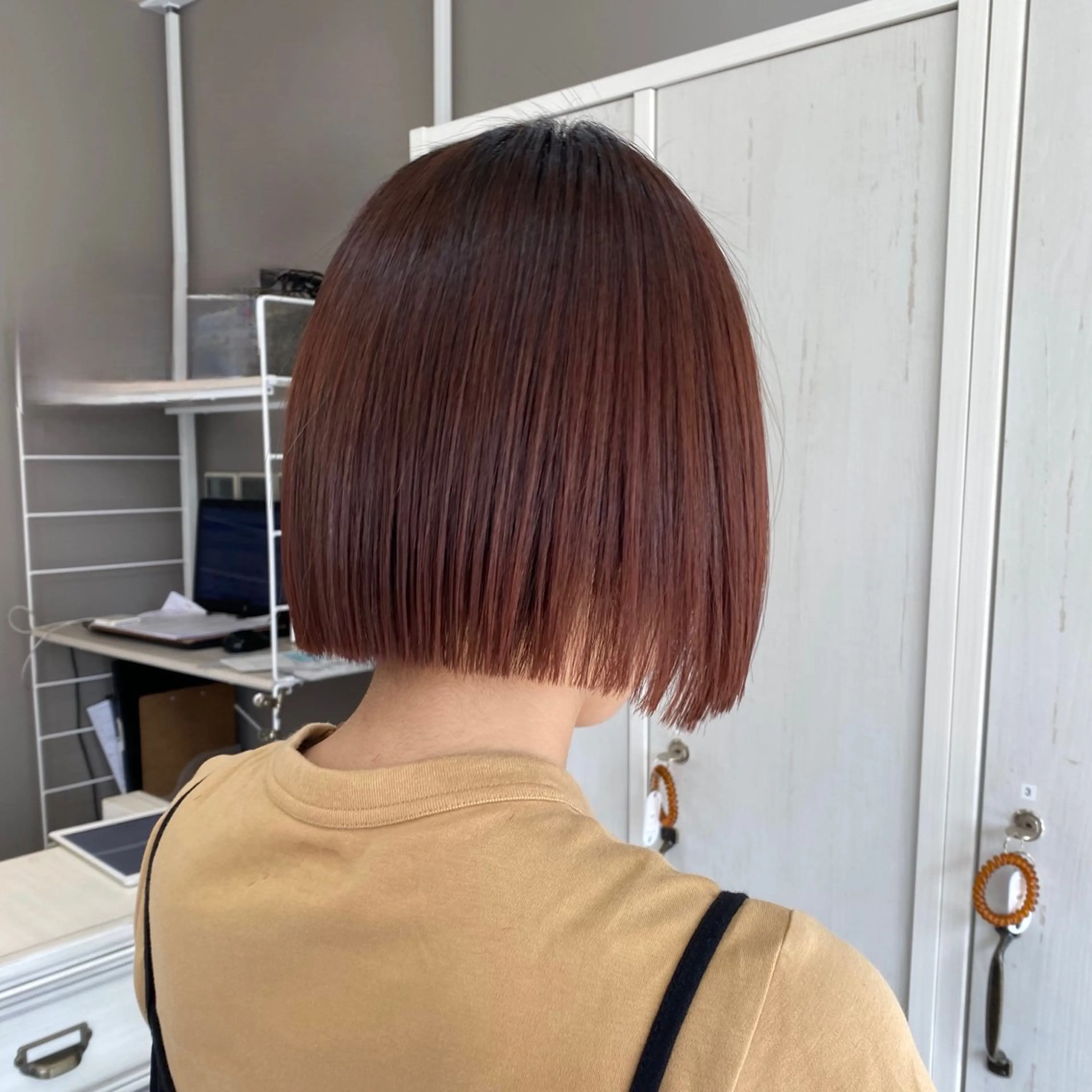 ミディアム カラー 水瀬 咲夏のヘアスタイル