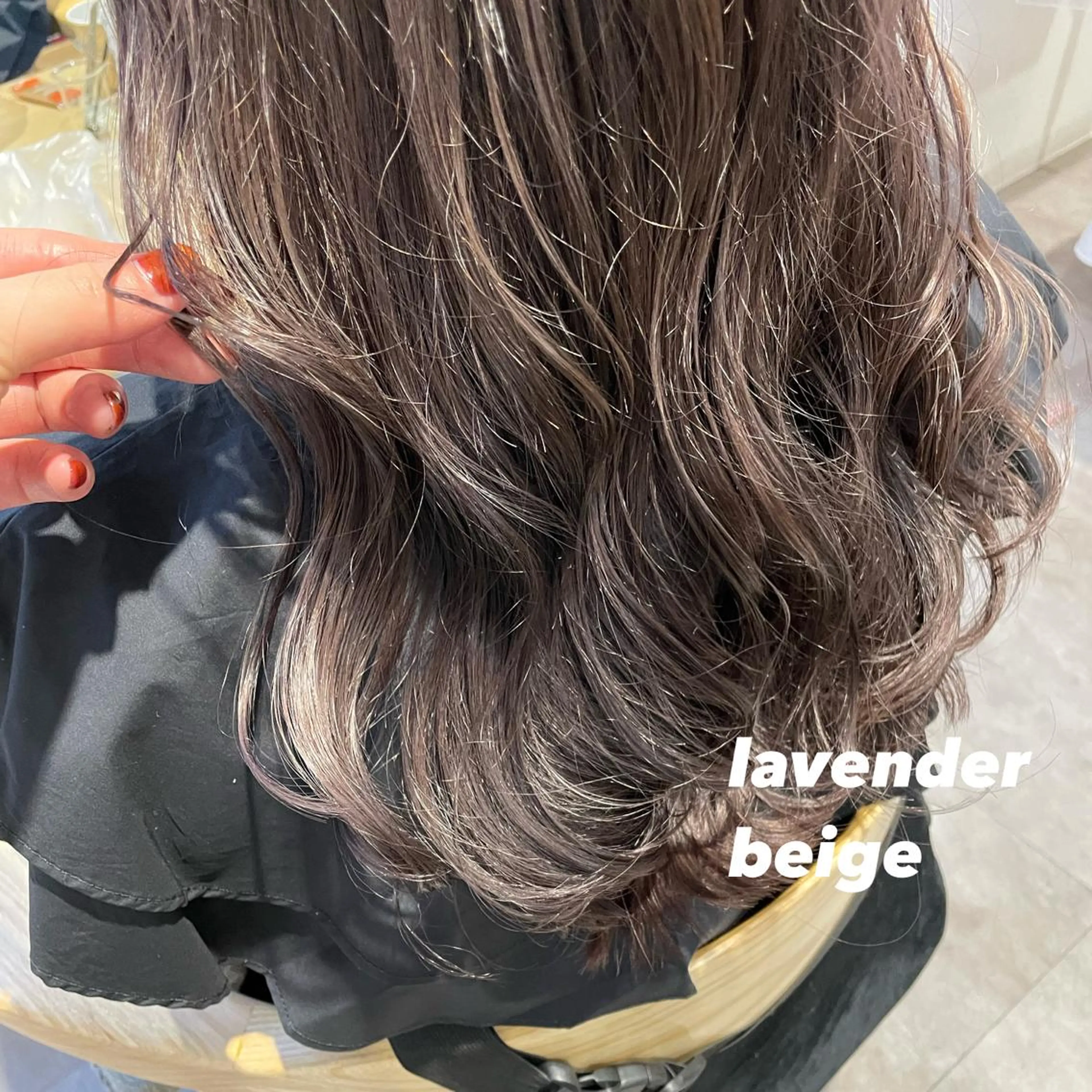 セミロング カラー パーマ ヘアアレンジ ブリーチ 透明感カラー ダブルカラー ブリーチなしカラー 🌿AMANE🌿 sakiのヘアスタイル