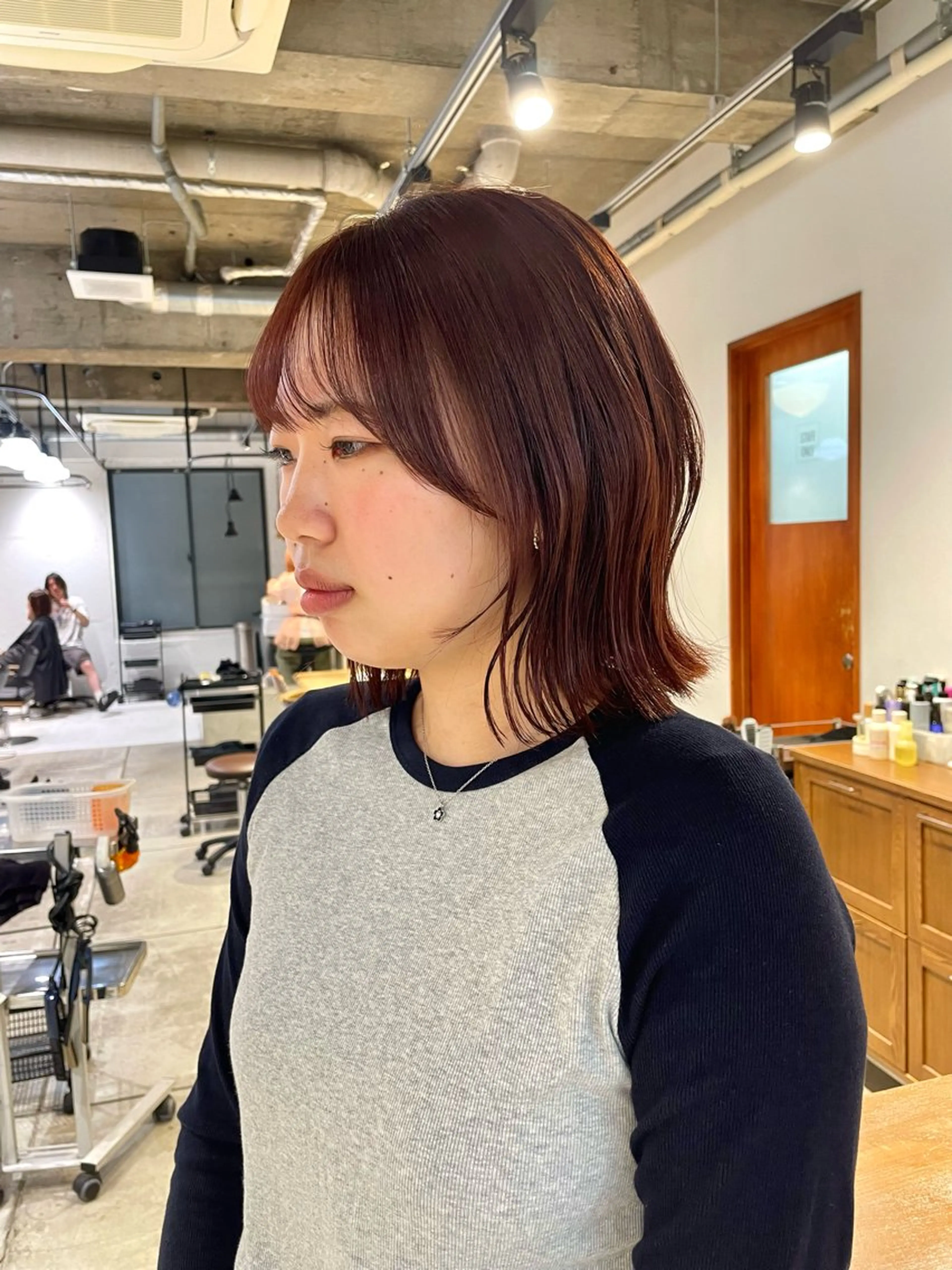 ミディアム カラー オレンジ ピンクカラー ユウナ🎀レイヤー/ 暖色カラーのヘアスタイル