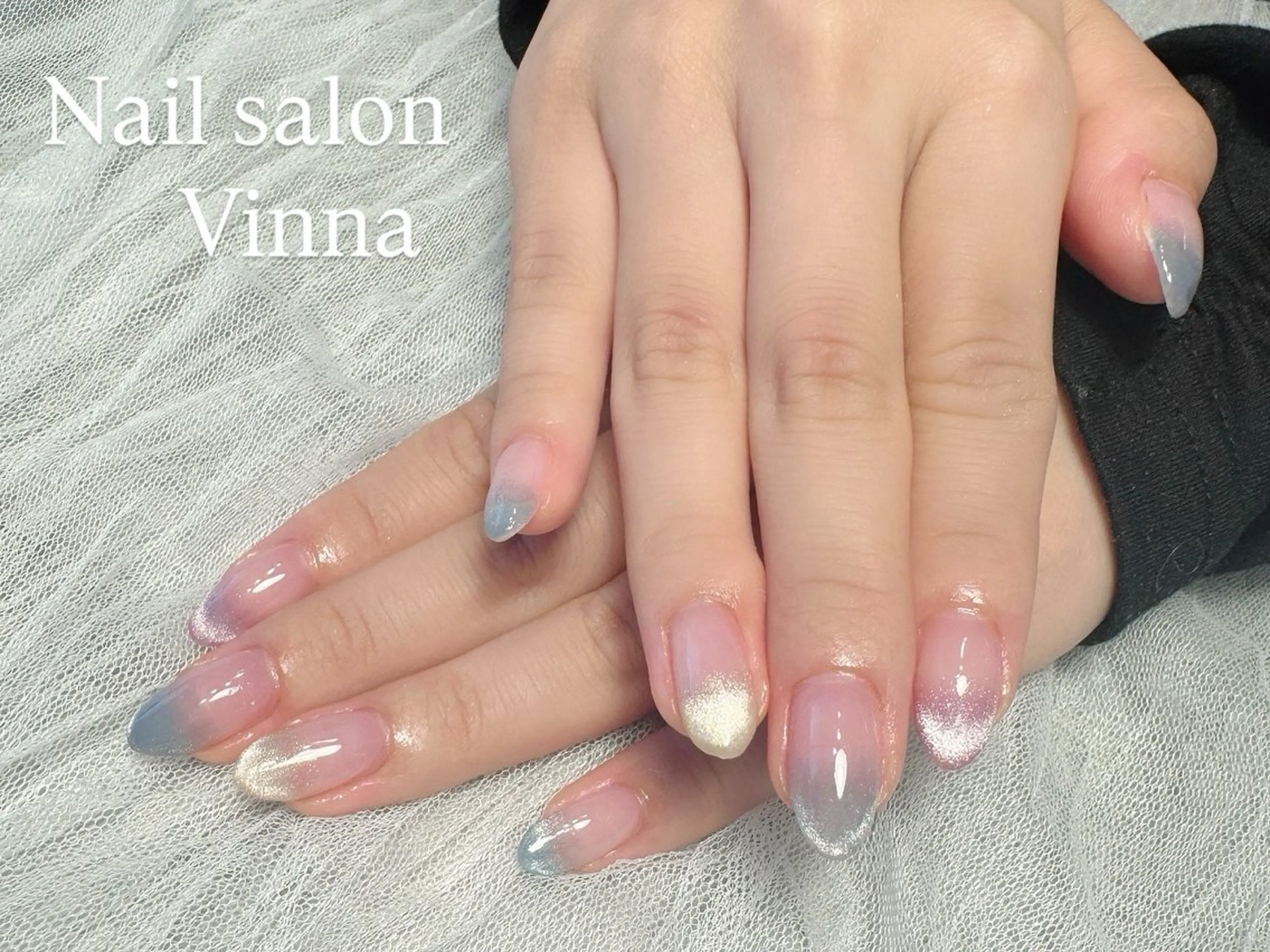 ネイル グラデーション マグネットネイル 持ち込み Nail salon Vinnaのネイルデザイン