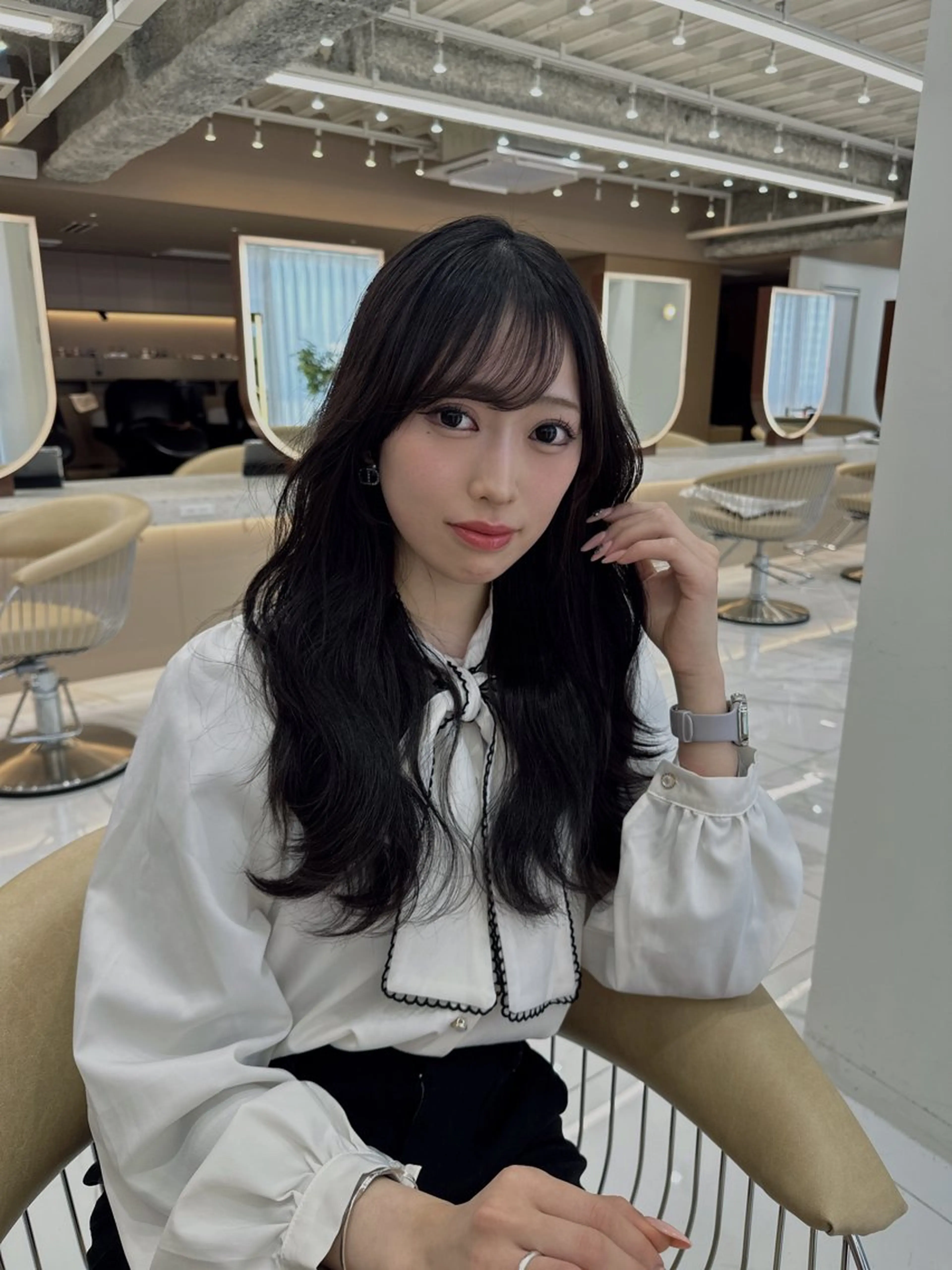 ロング としき/韓国/透明 感カラー/レイヤーのヘアスタイル