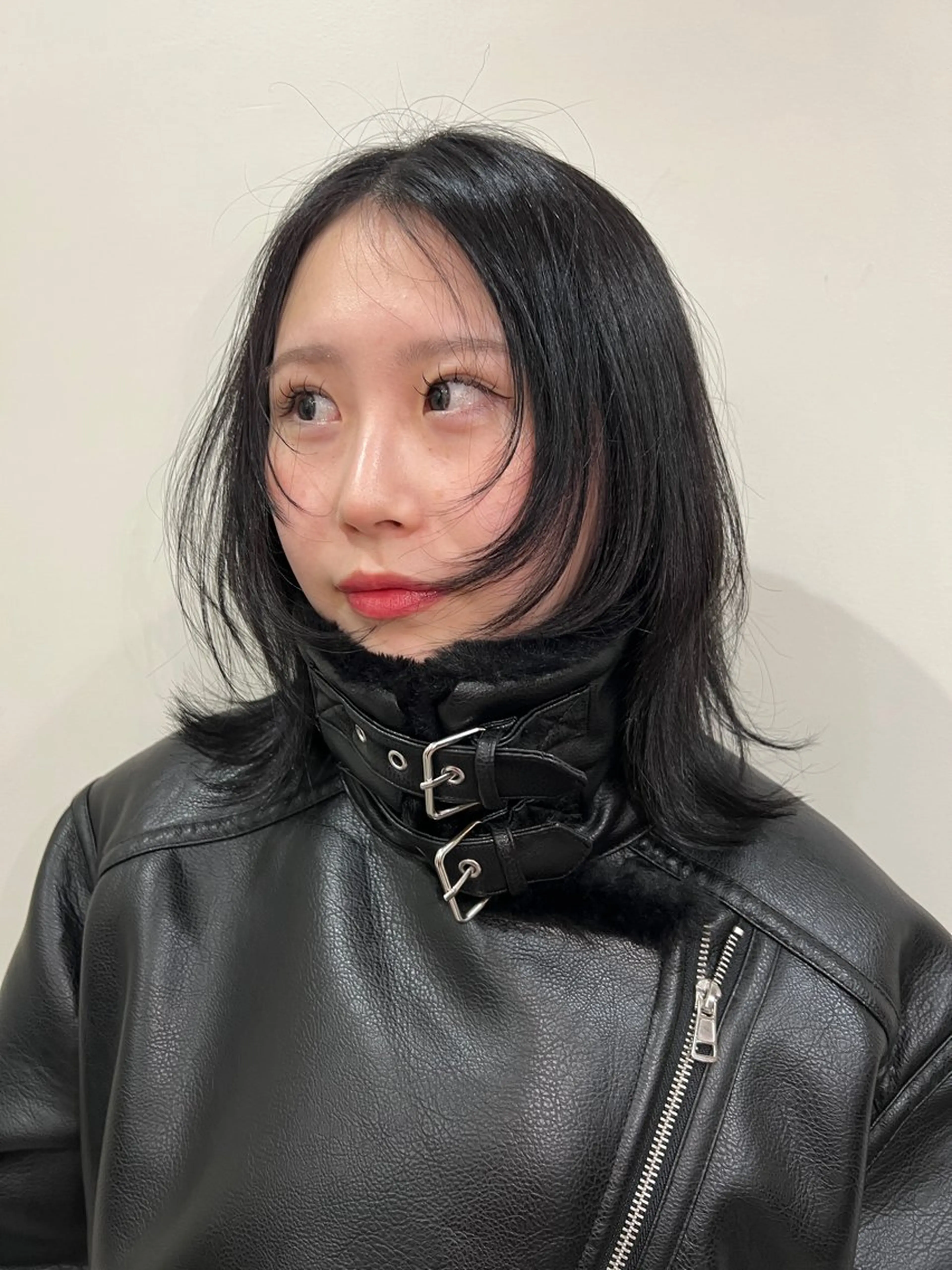 ミディアム レイヤーカット カット Noa/レイヤー カット🩵パーマのヘアスタイル