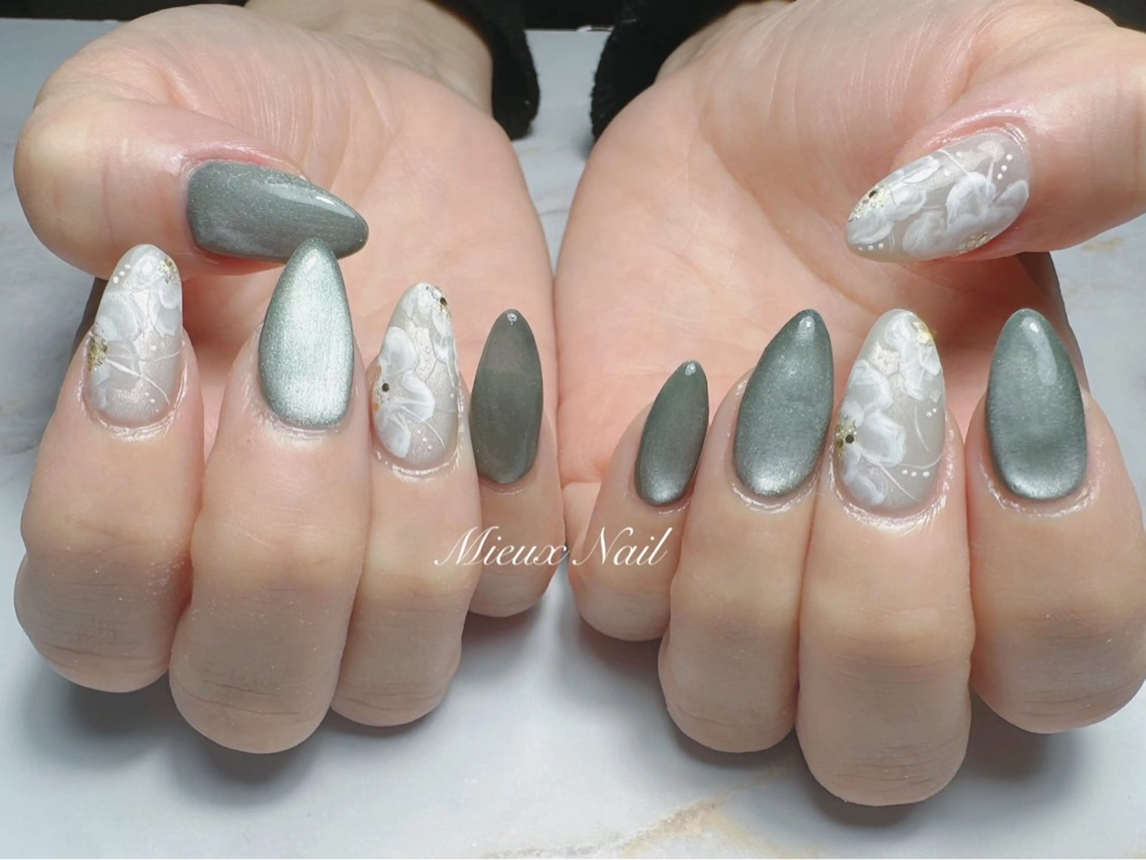 ネイル フラワーネイル マグネットネイル 持ち込み ハンドネイル 市川 麻衣子のネイルデザイン