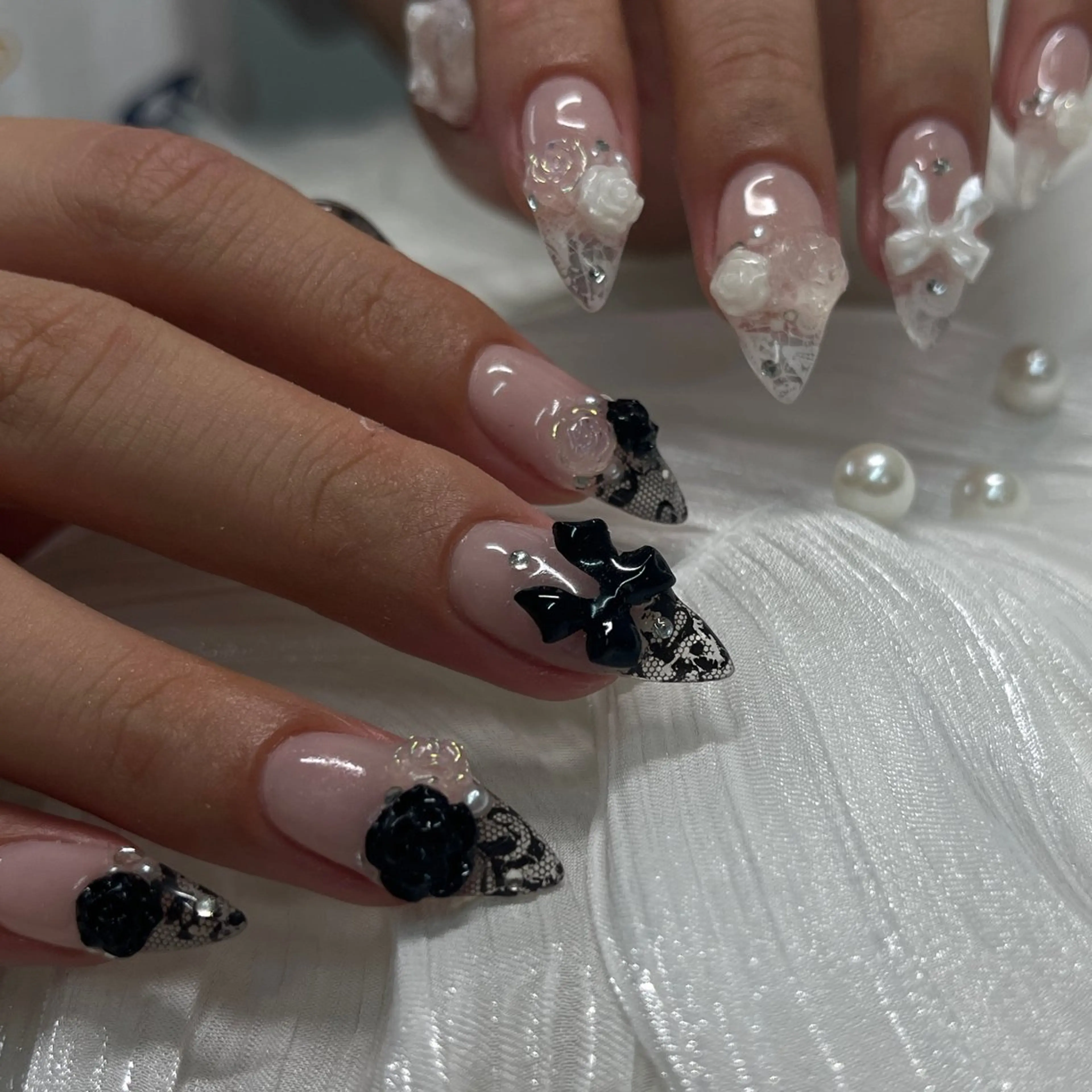 ネイル リボン ハンドネイル tener 🩷yua🩷のネイルデザイン