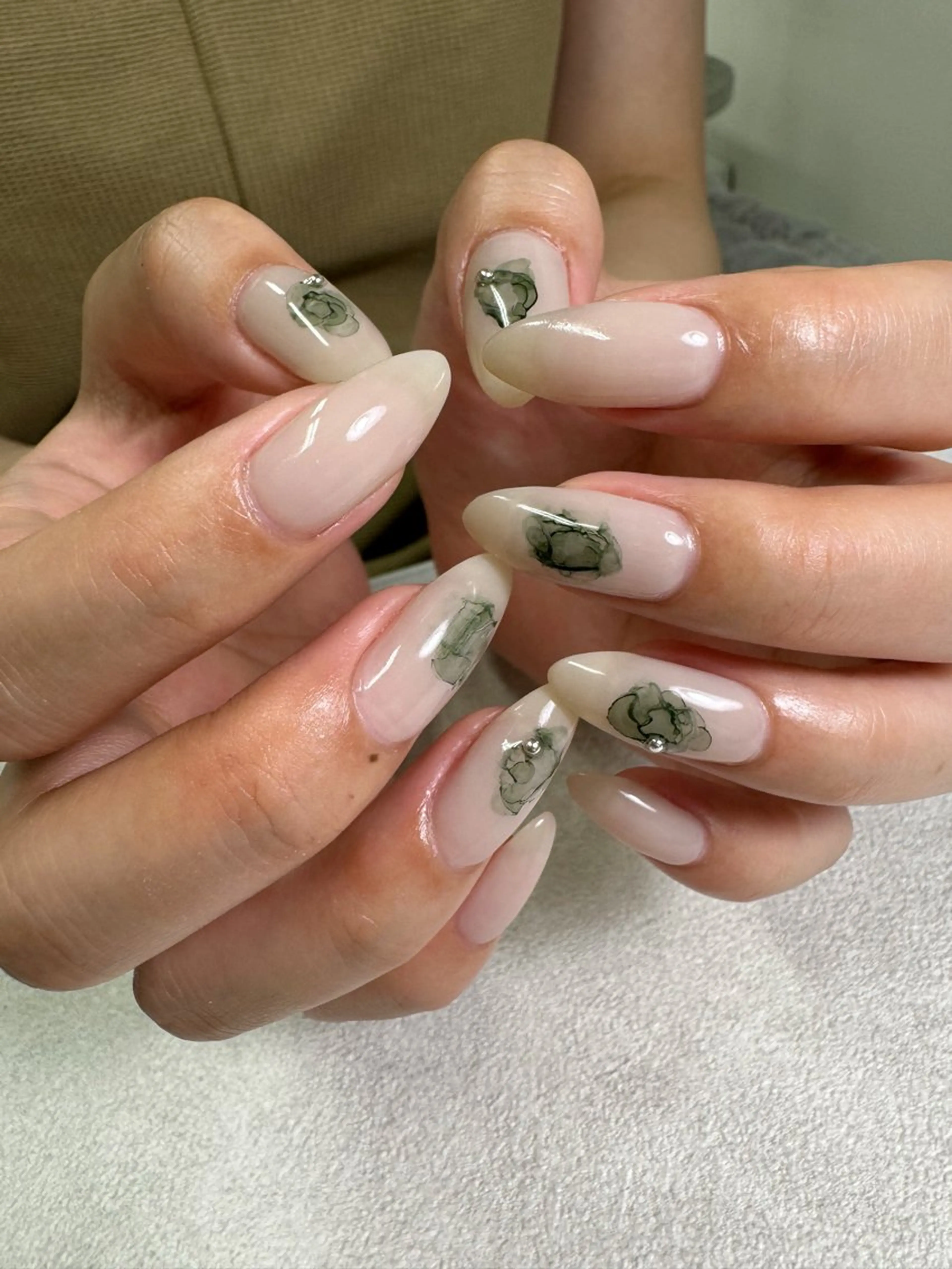 ネイル ニュアンスネイル ハンドネイル Nail salon Genie所属・Nail salon Genieのネイルデザイン