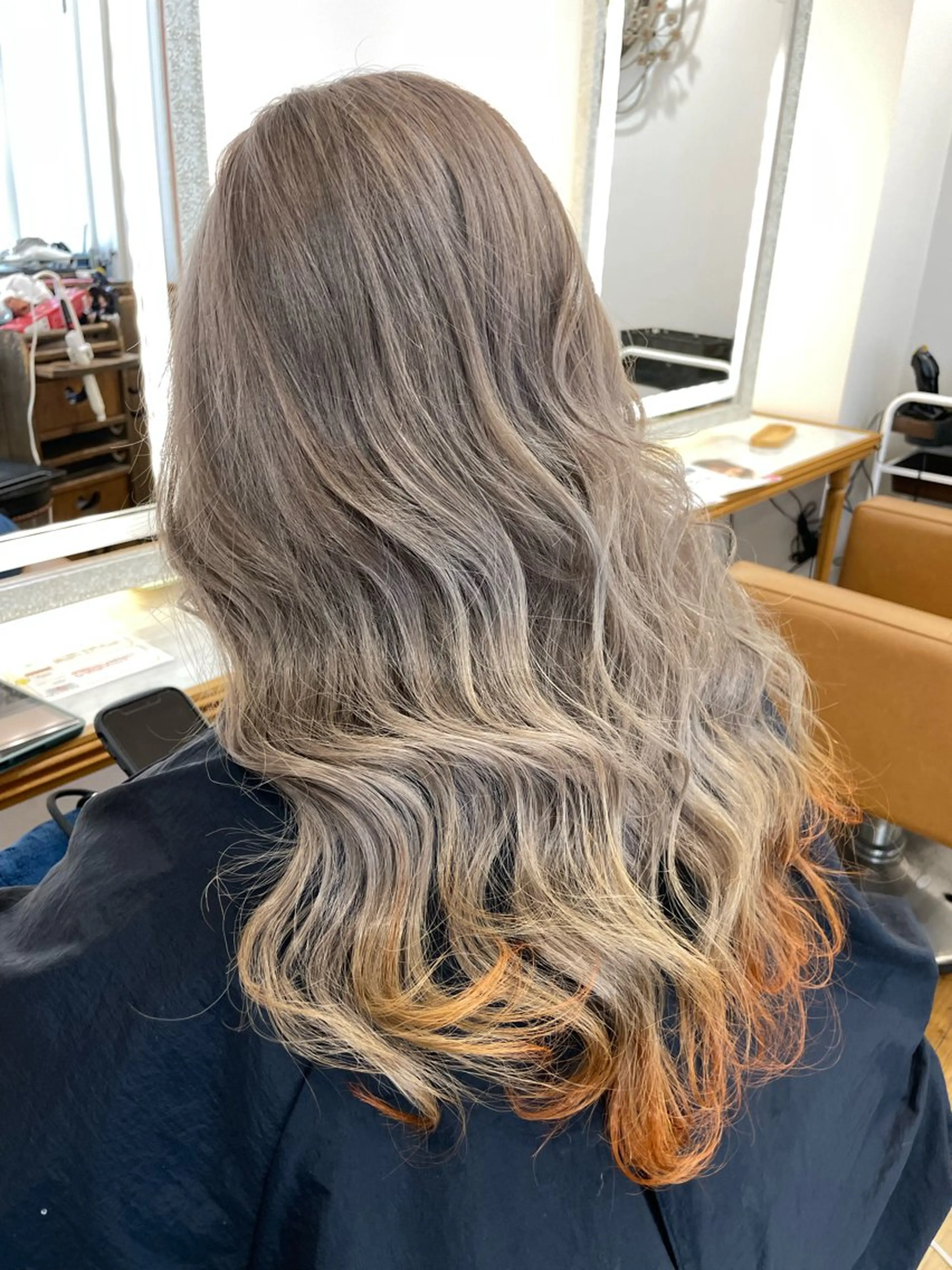 ロング ヘアカラー トリートメント ブリーチ毛矯正.髪質 改善.髪にドラマをのヘアスタイル