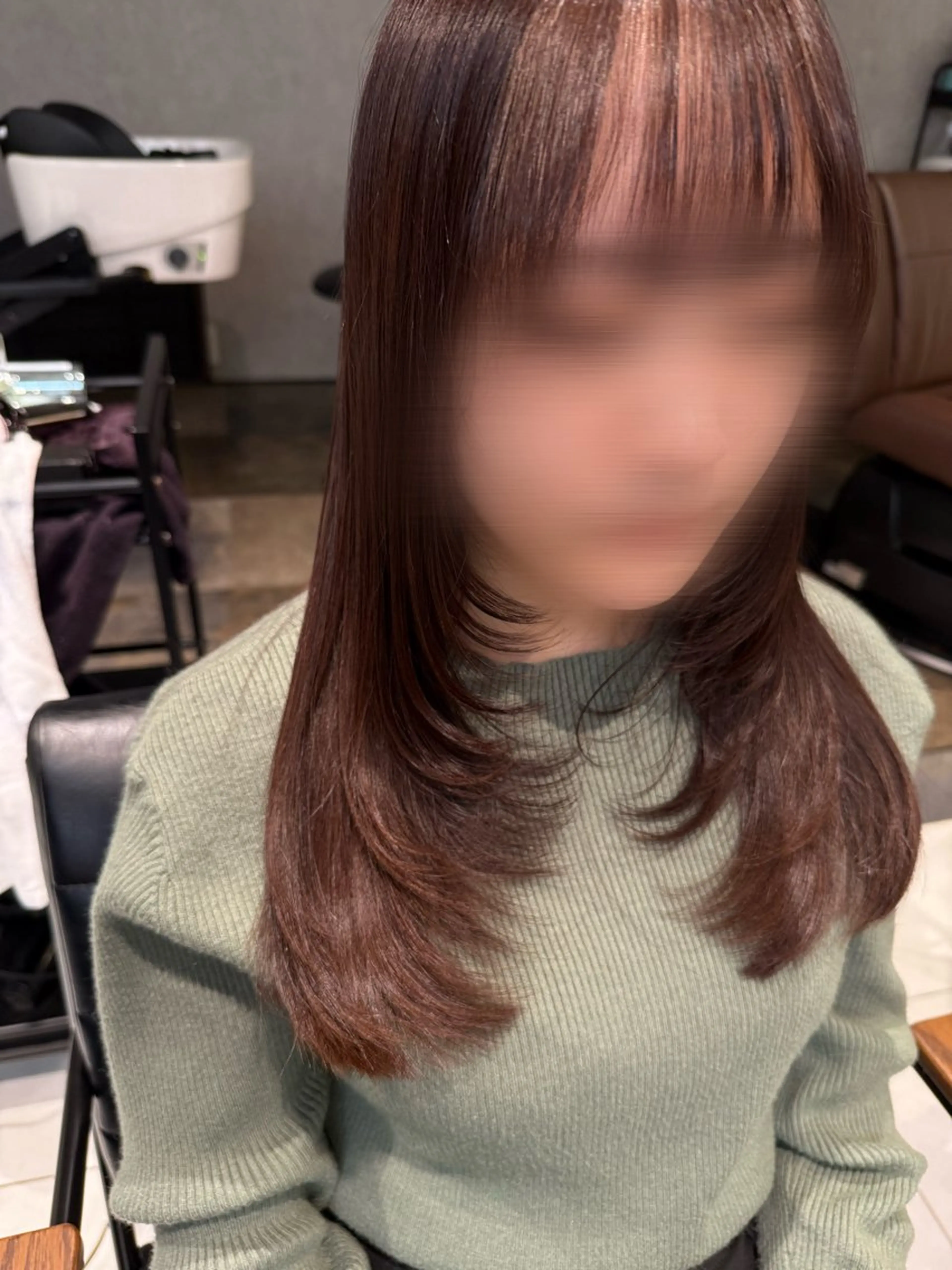 ロング 艶ブラウン/赤み消し /盛れる顔周りのヘアスタイル