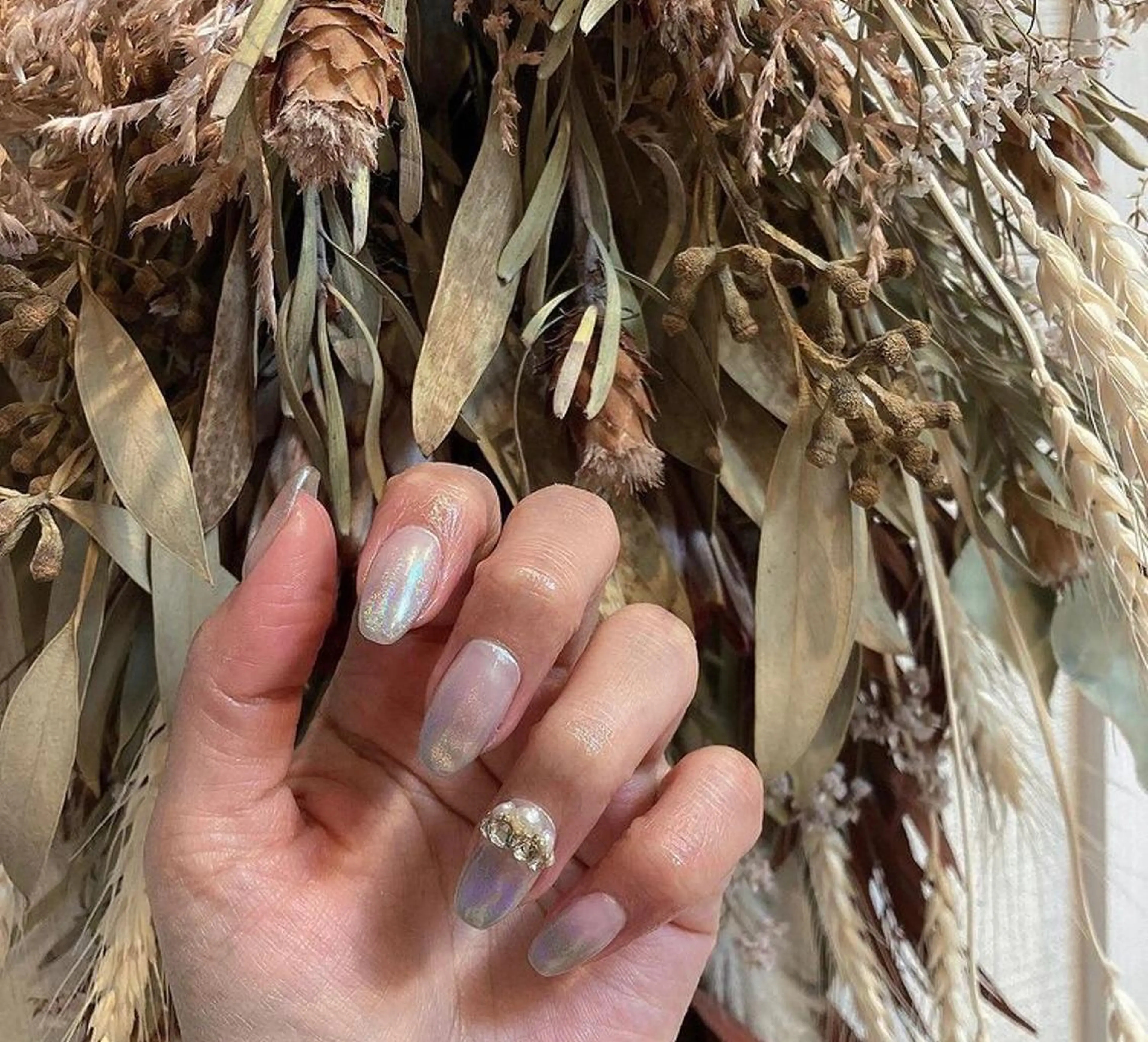 セミロング ネイル More ✴︎ （モアプラス）のエステ・リラクイメージ