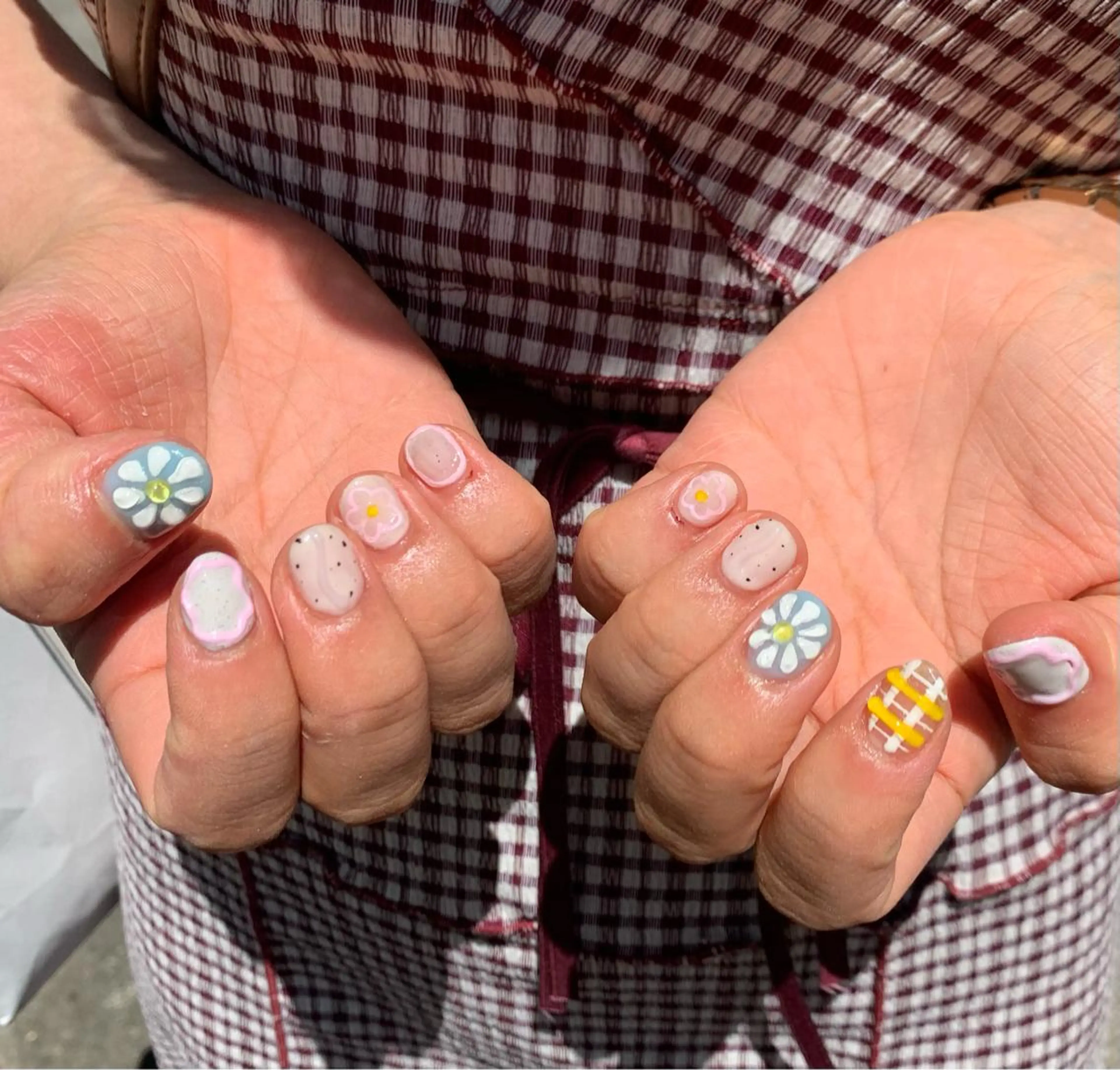 ネイル 海外girl🤎 透明感ベージュmaoのヘアスタイル