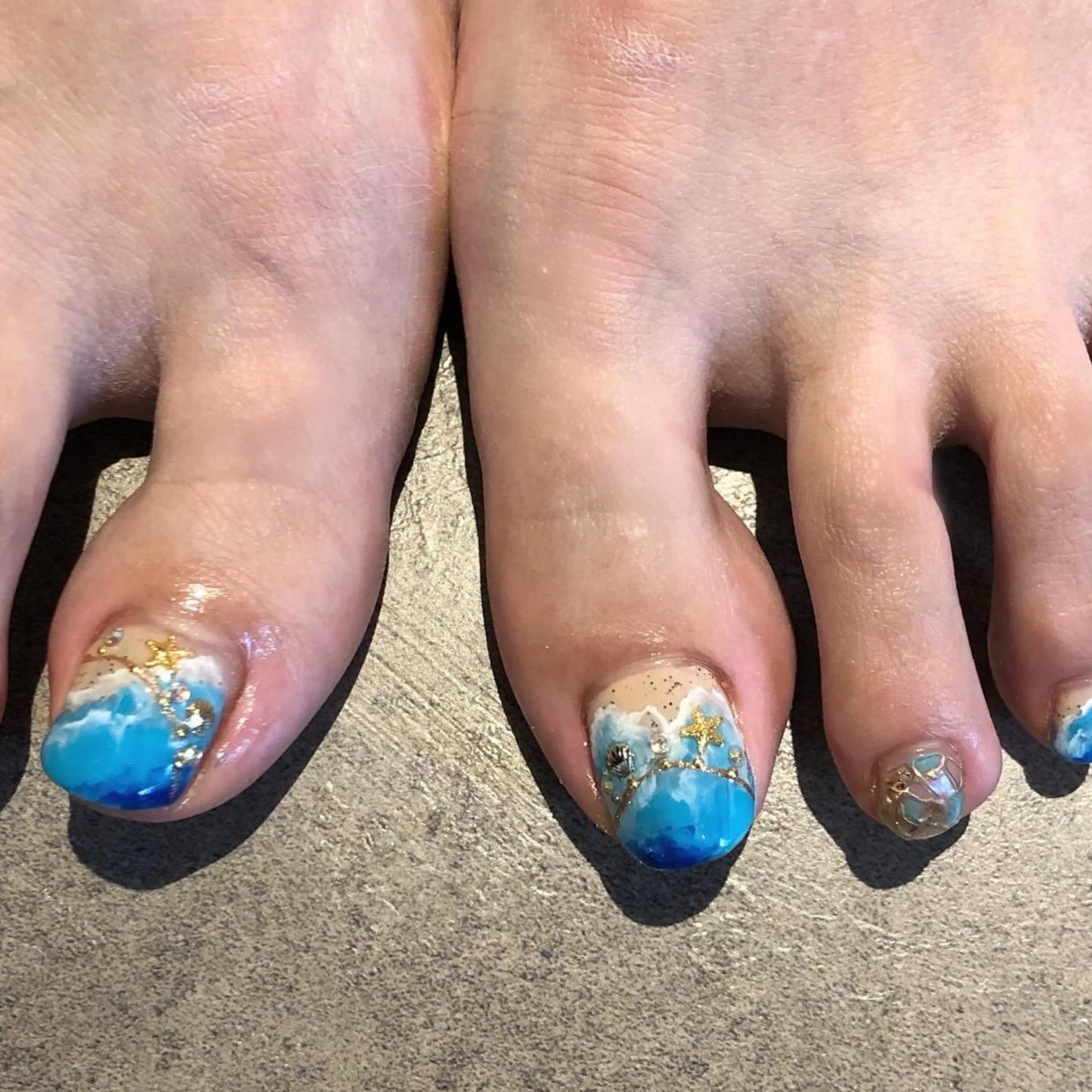 ネイル フットネイル thrush nailsのネイルデザイン