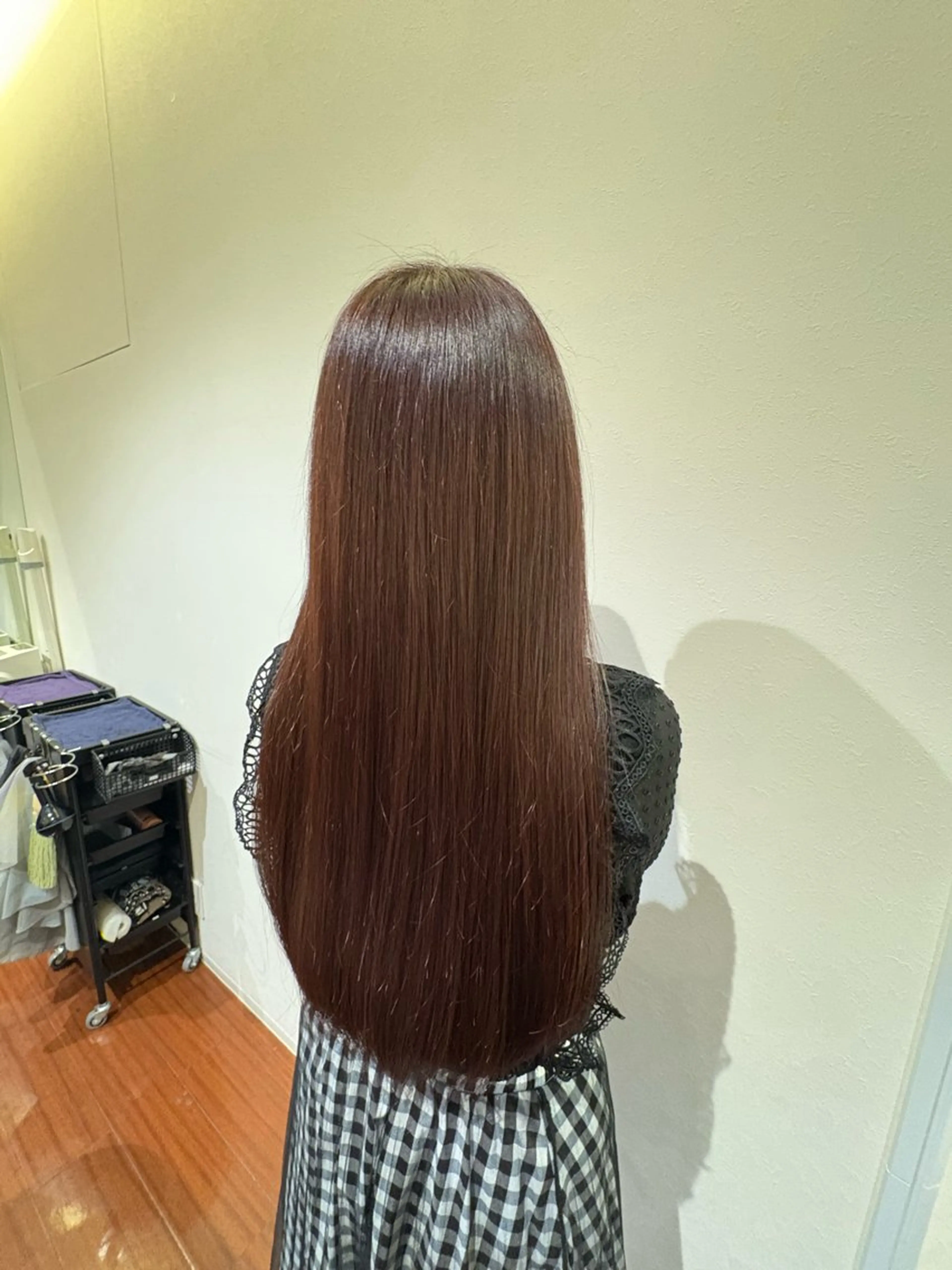 ロング ヘアカラー 山口 來桃のヘアスタイル