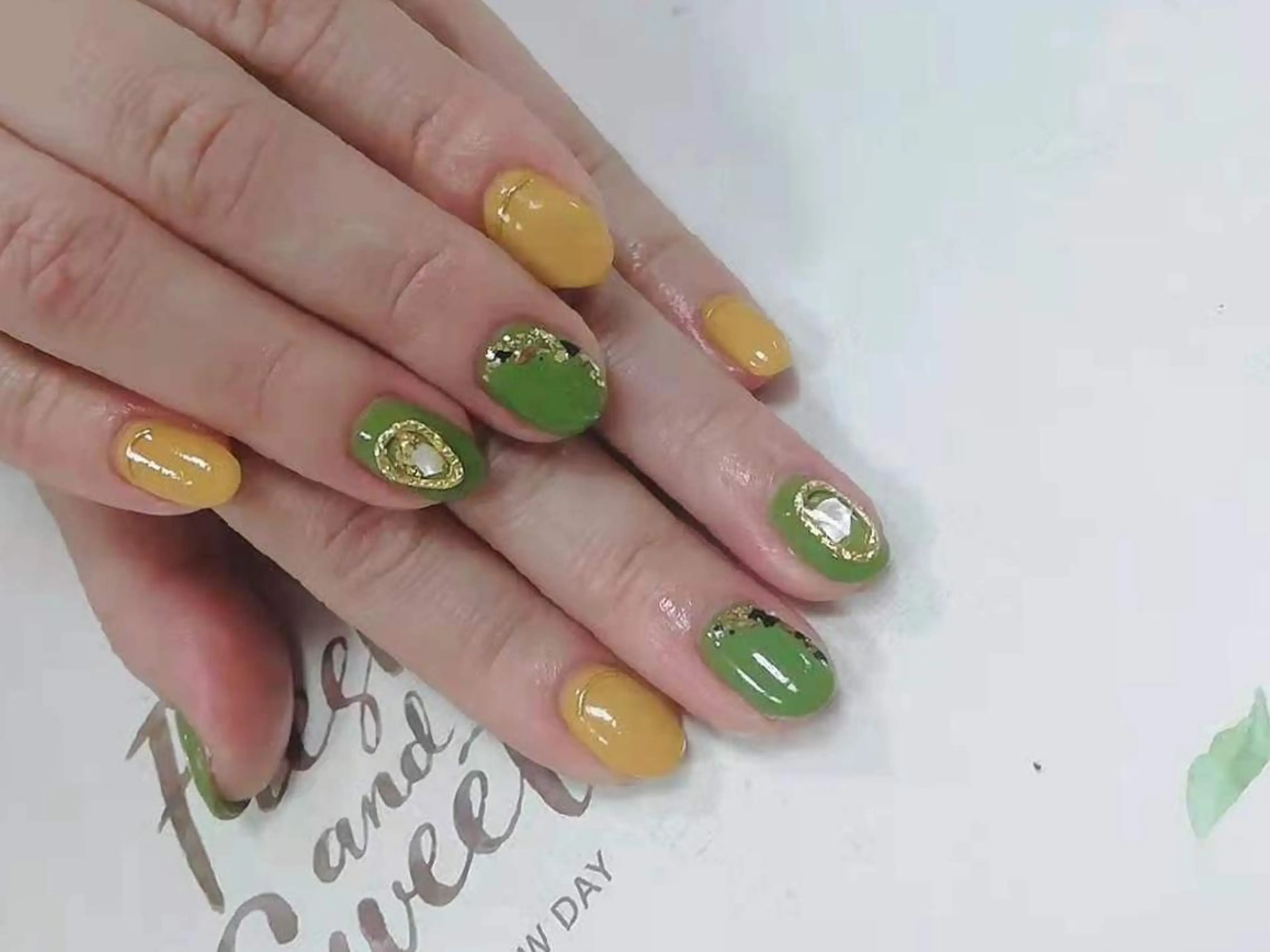 ネイル ハンドネイル 横浜市中区曙町 E·U·Bネイルのネイルデザイン