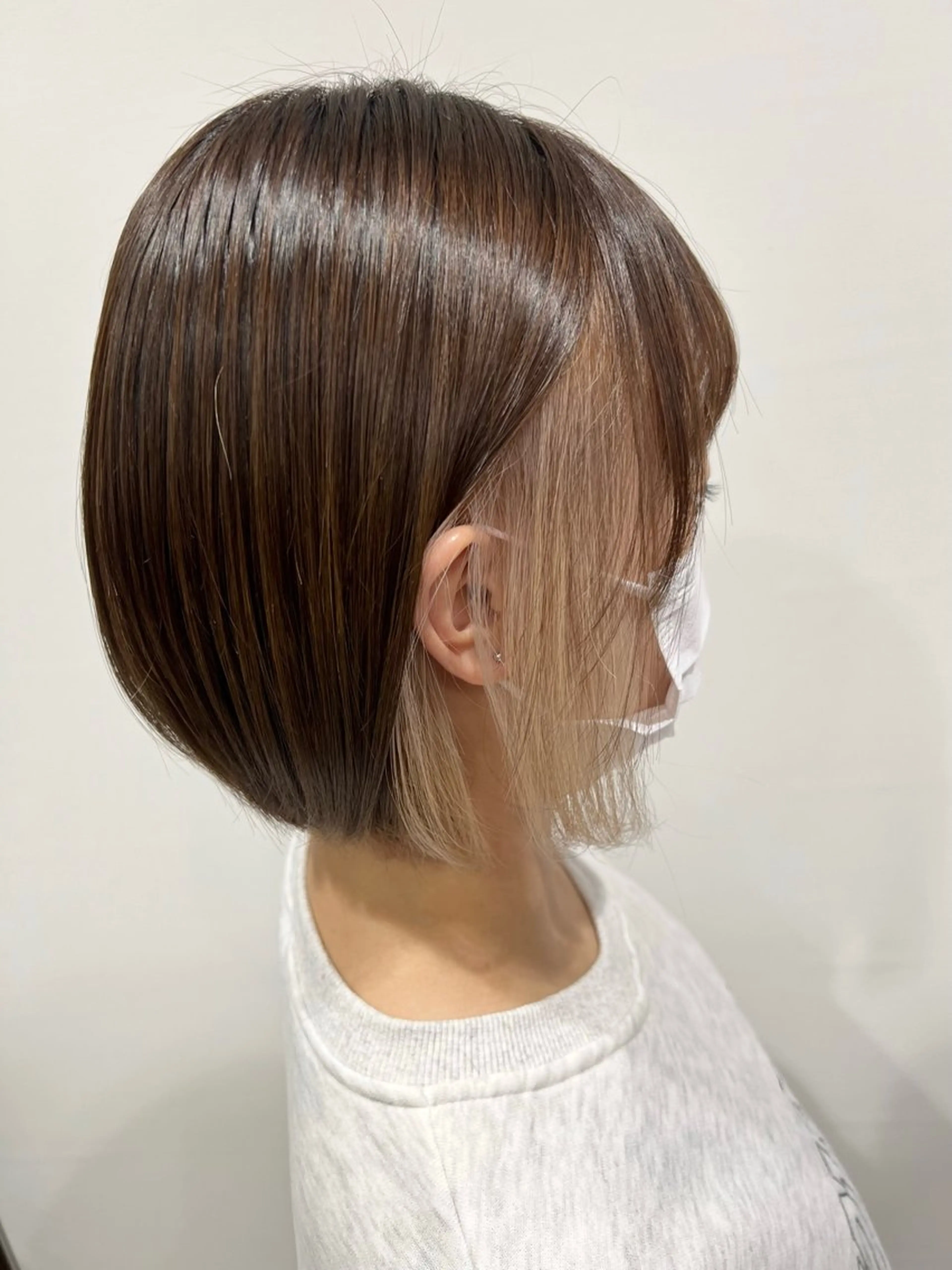 ミディアム ボブ カット ヘアカラー トリートメント 下條 真のヘアスタイル