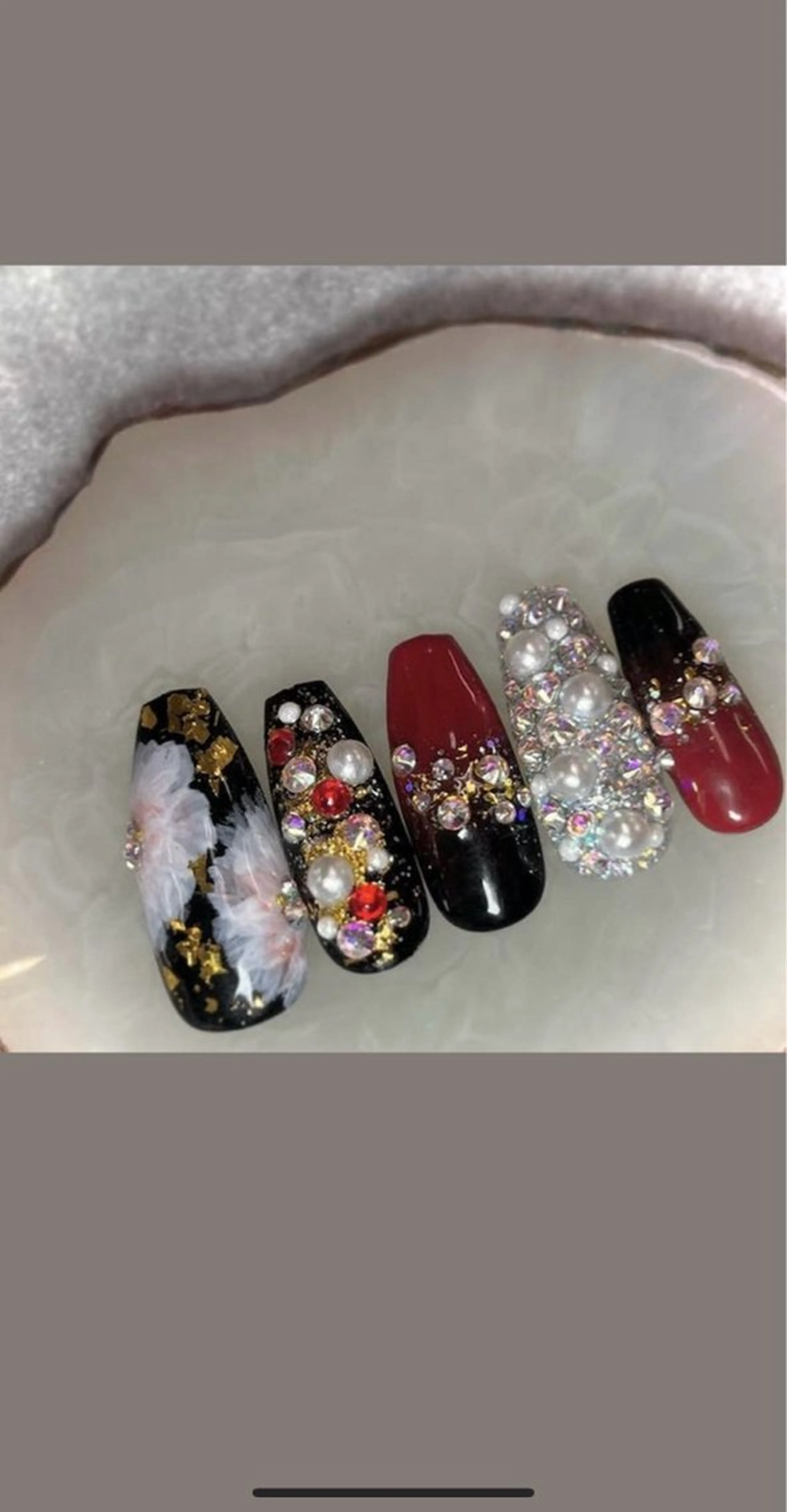 ネイル 高多 瑠美のネイルデザイン