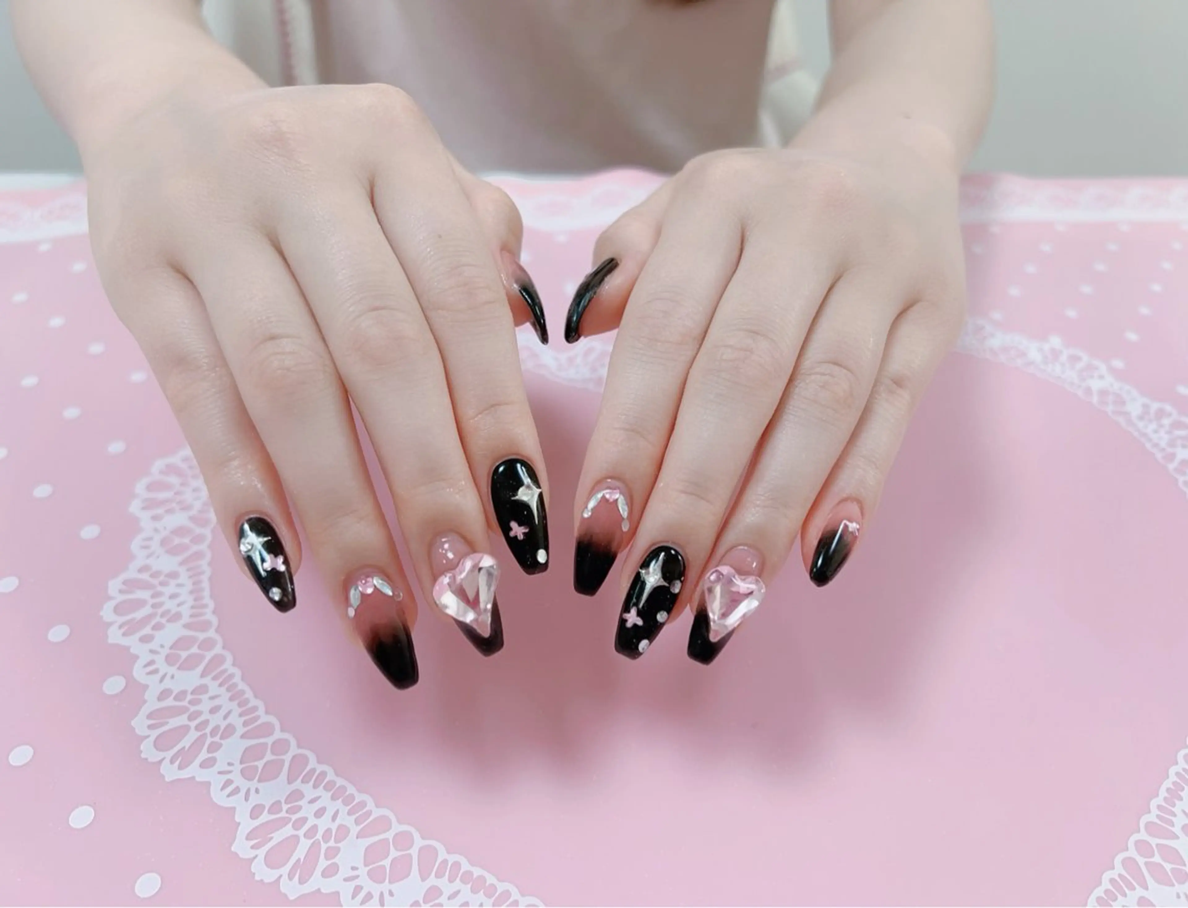 ネイル はぴねす所属・横浜 美夢のネイルデザイン
