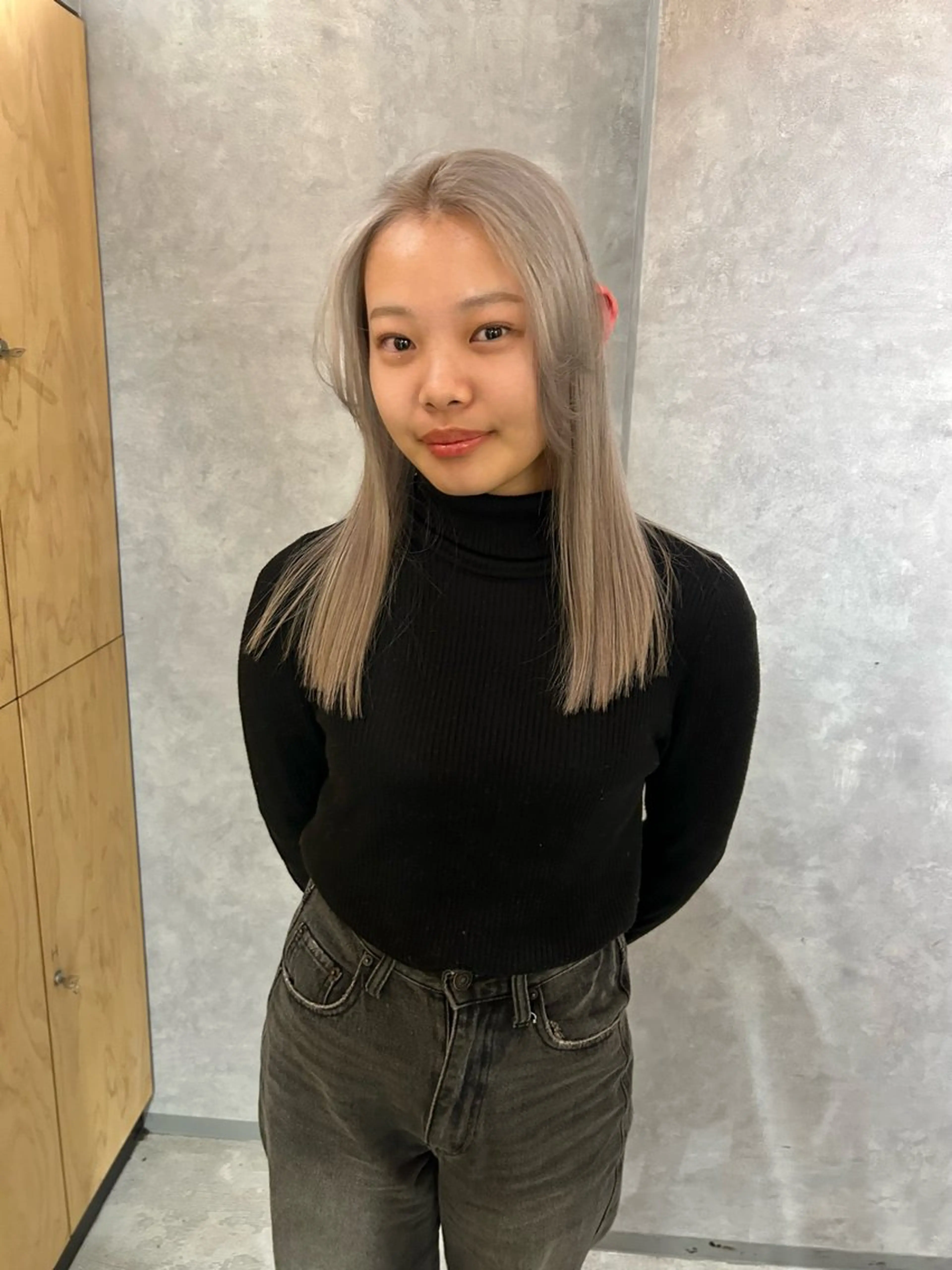 ミディアム ヘアカラー トリートメント 小平 寧々のヘアスタイル
