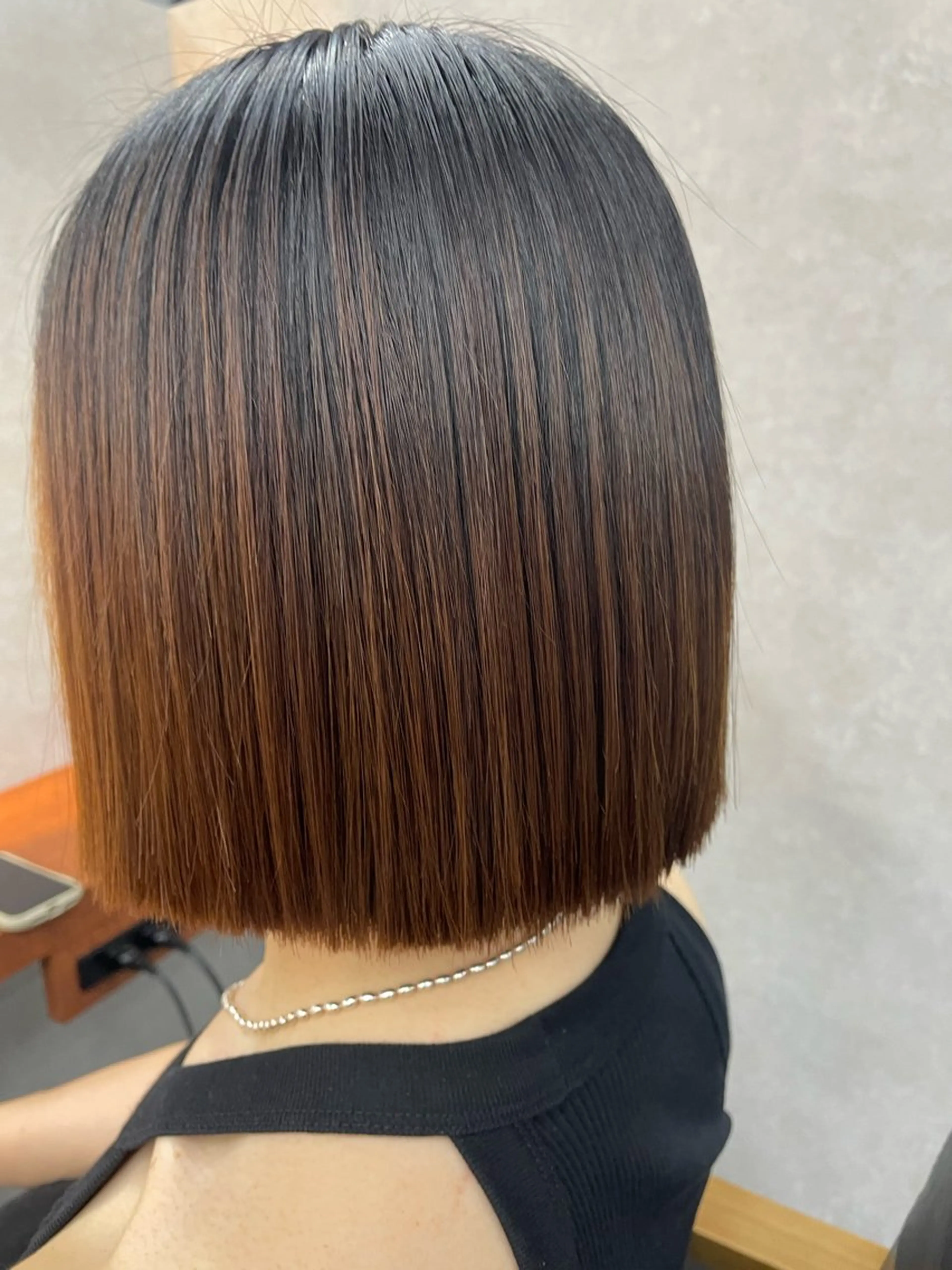 ミディアム 佐藤 菜穂のヘアスタイル