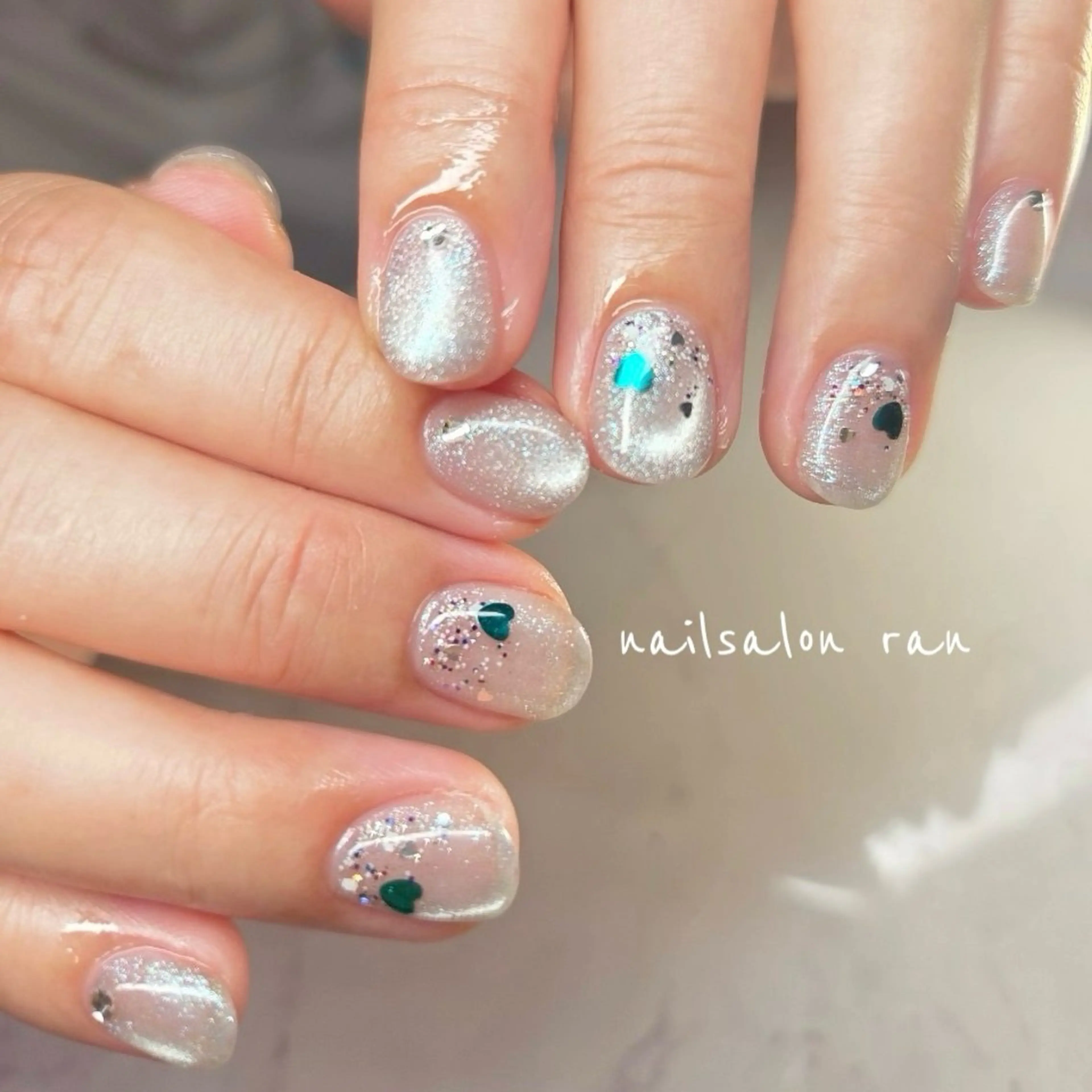 ネイル キラキラネイル マグネットネイル nailsalon ranのネイルデザイン