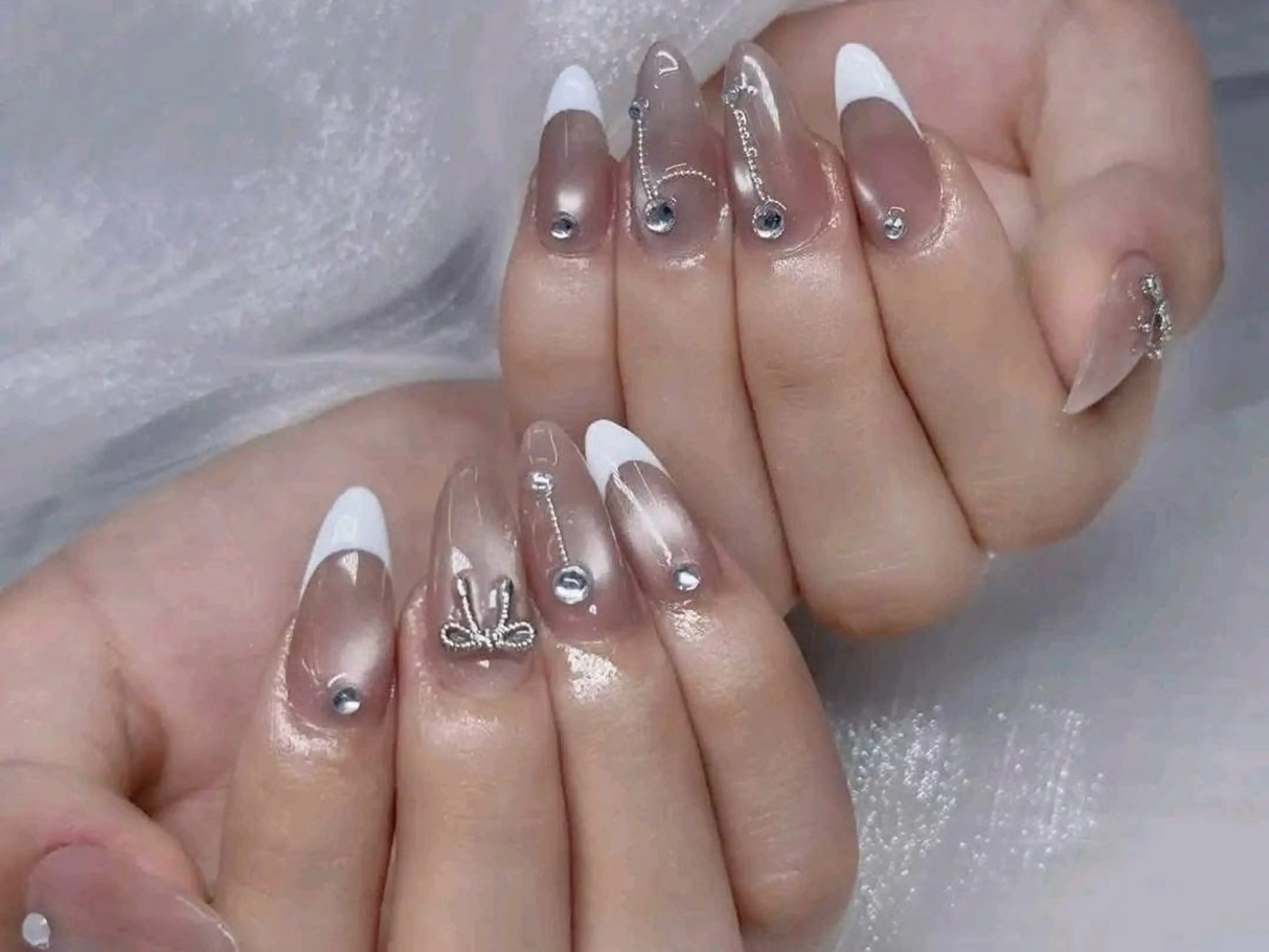 ネイル 長さ出し フットネイル ジェルネイル 韓国ネイル マグネットネイル ハンドネイル YMT NailStudioのネイルデザイン