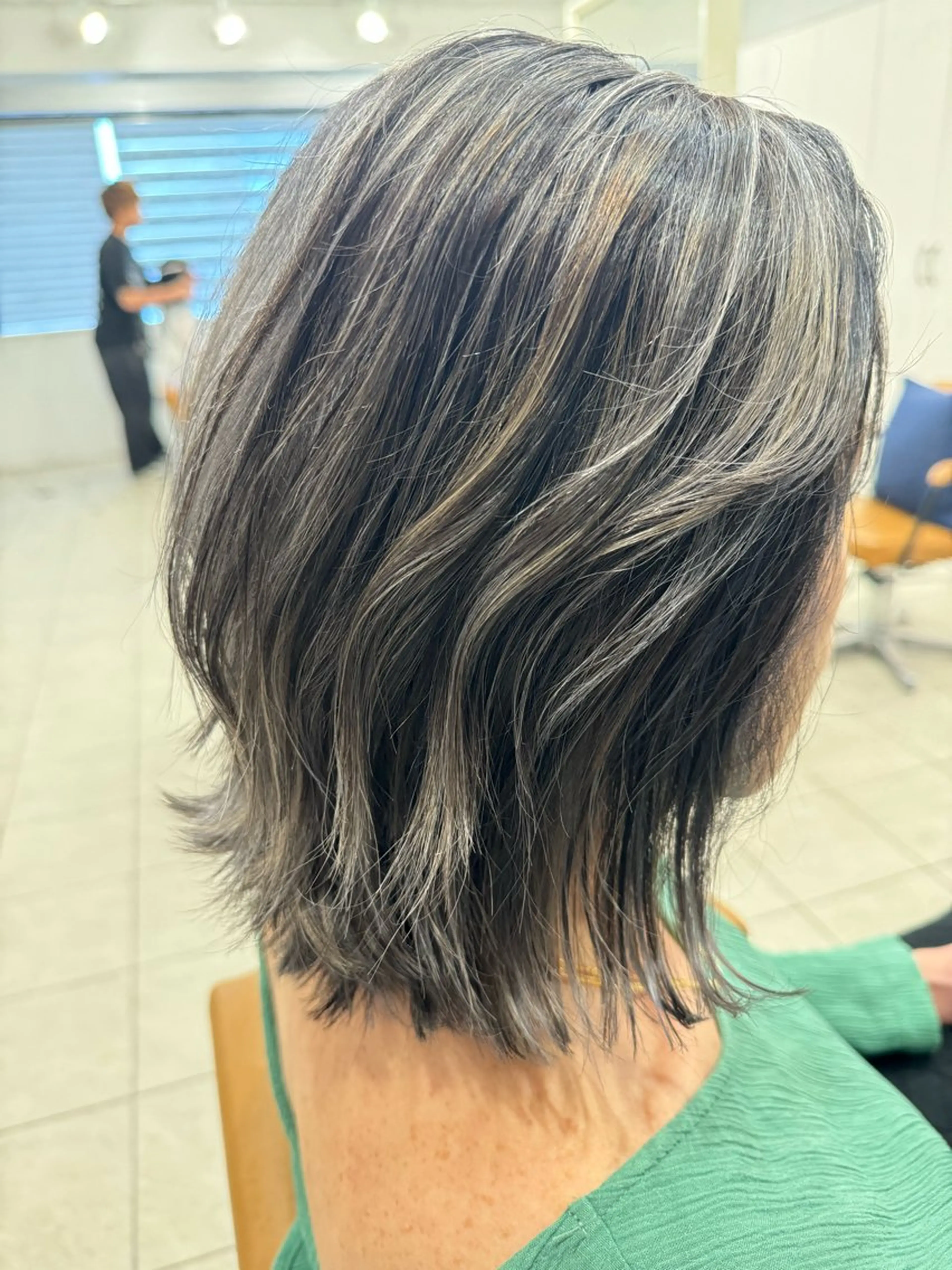 カラー ○HITOMI ○のヘアスタイル