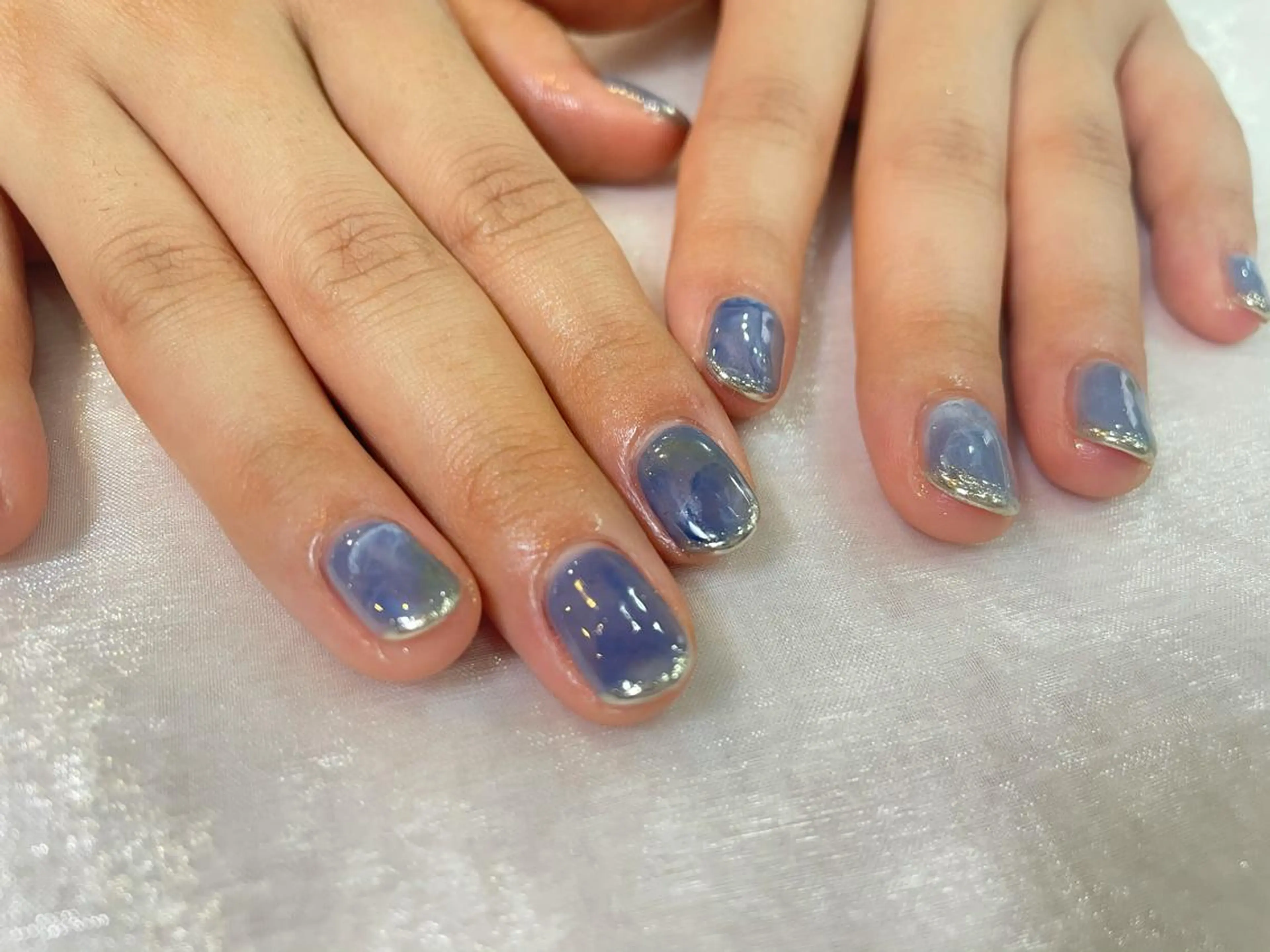 ネイル ハンドネイル ハンドケア R'well所属・はばすみれ🎀ﾈｲﾙ 光ﾌｪｲｼｬﾙ ﾍｱのネイルデザイン