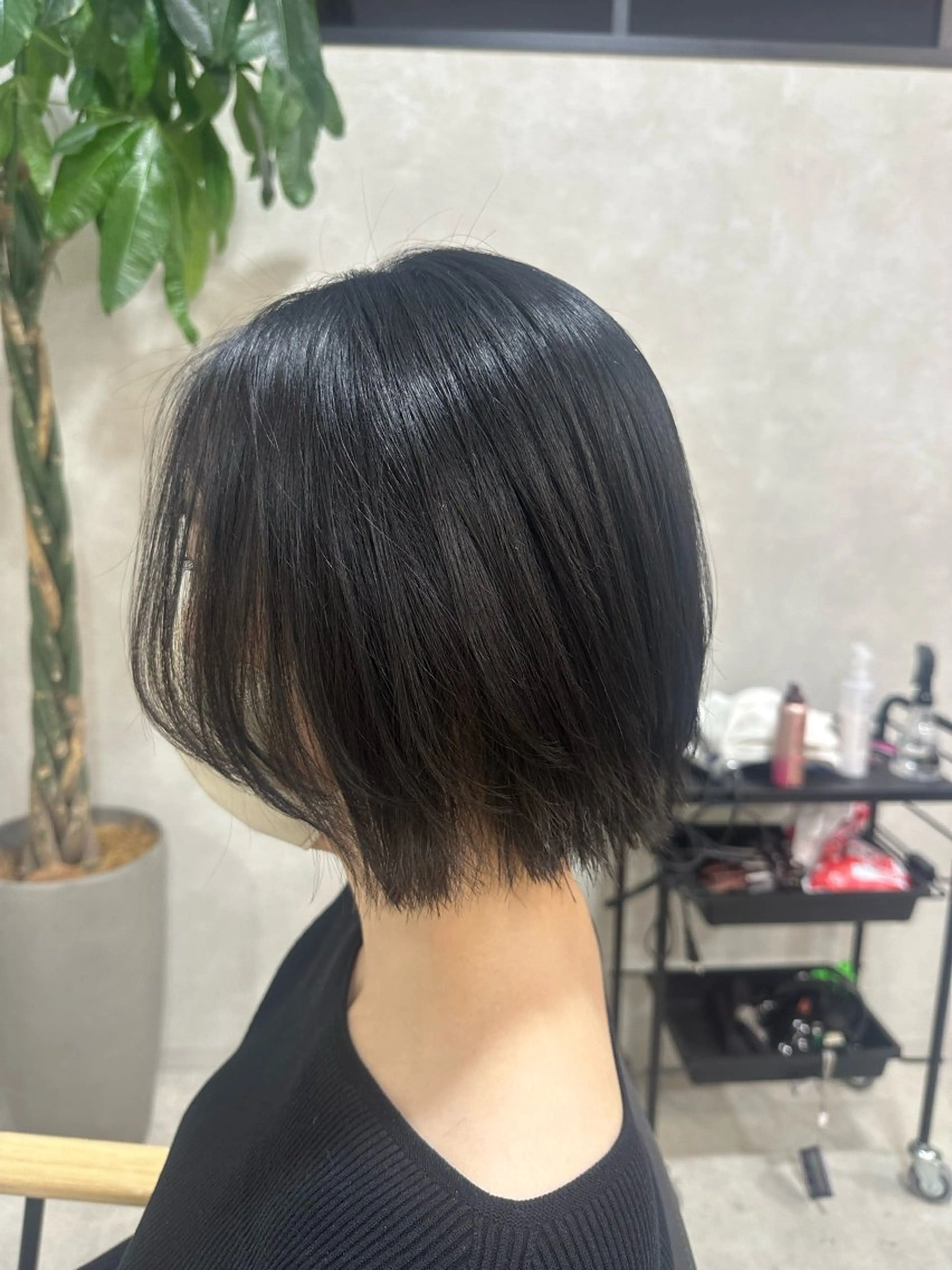 ミディアム ボブレイヤー ボブ レイヤーカット 小寺 唯希のヘアスタイル