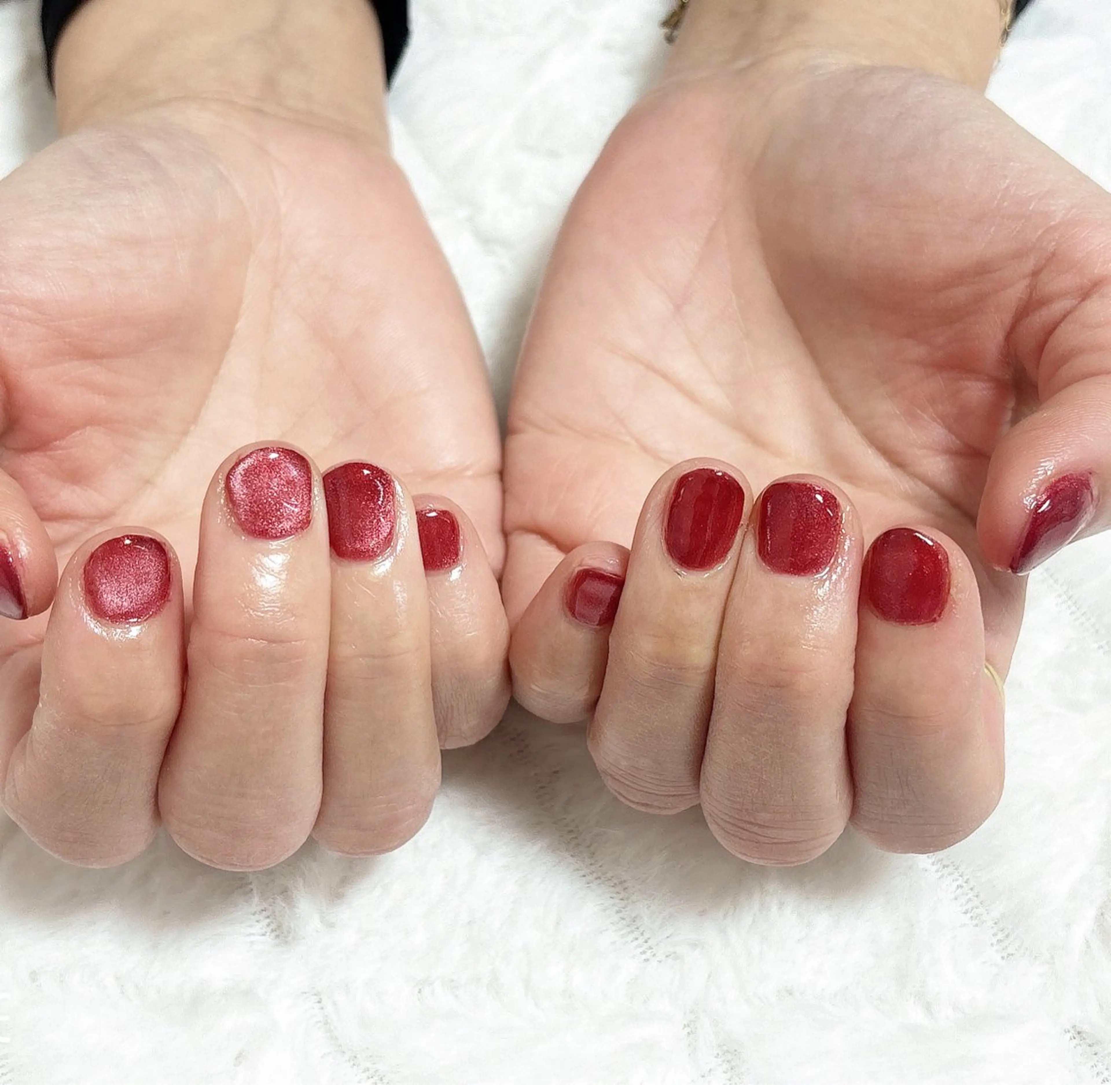 ネイル マグネットネイル ワンカラーネイル 赤色 nail salon はるりのネイルデザイン