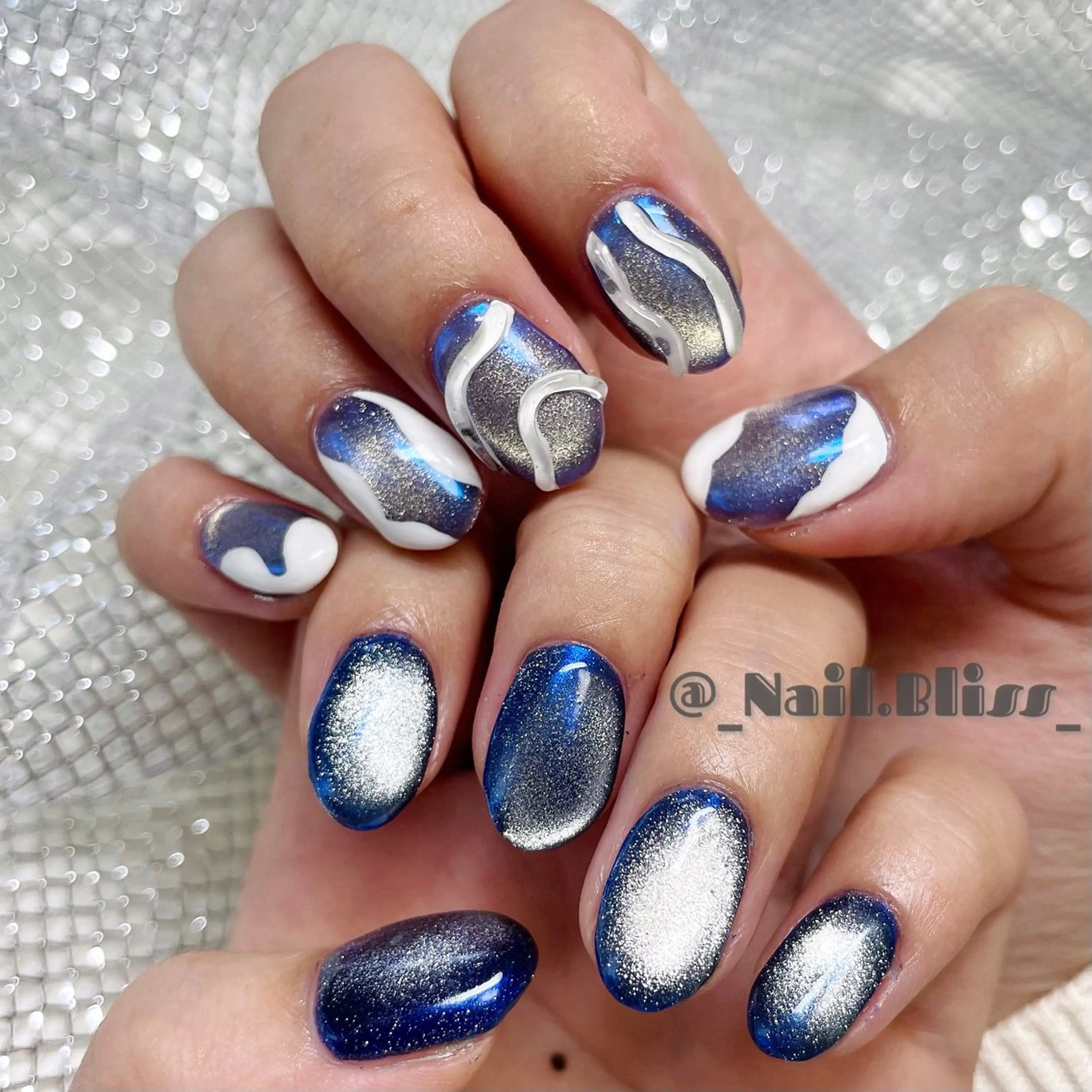 ネイル 氷ネイル・うるうるネイル マグネットネイル 持ち込み ハンドネイル NAIL BLISSのネイルデザイン