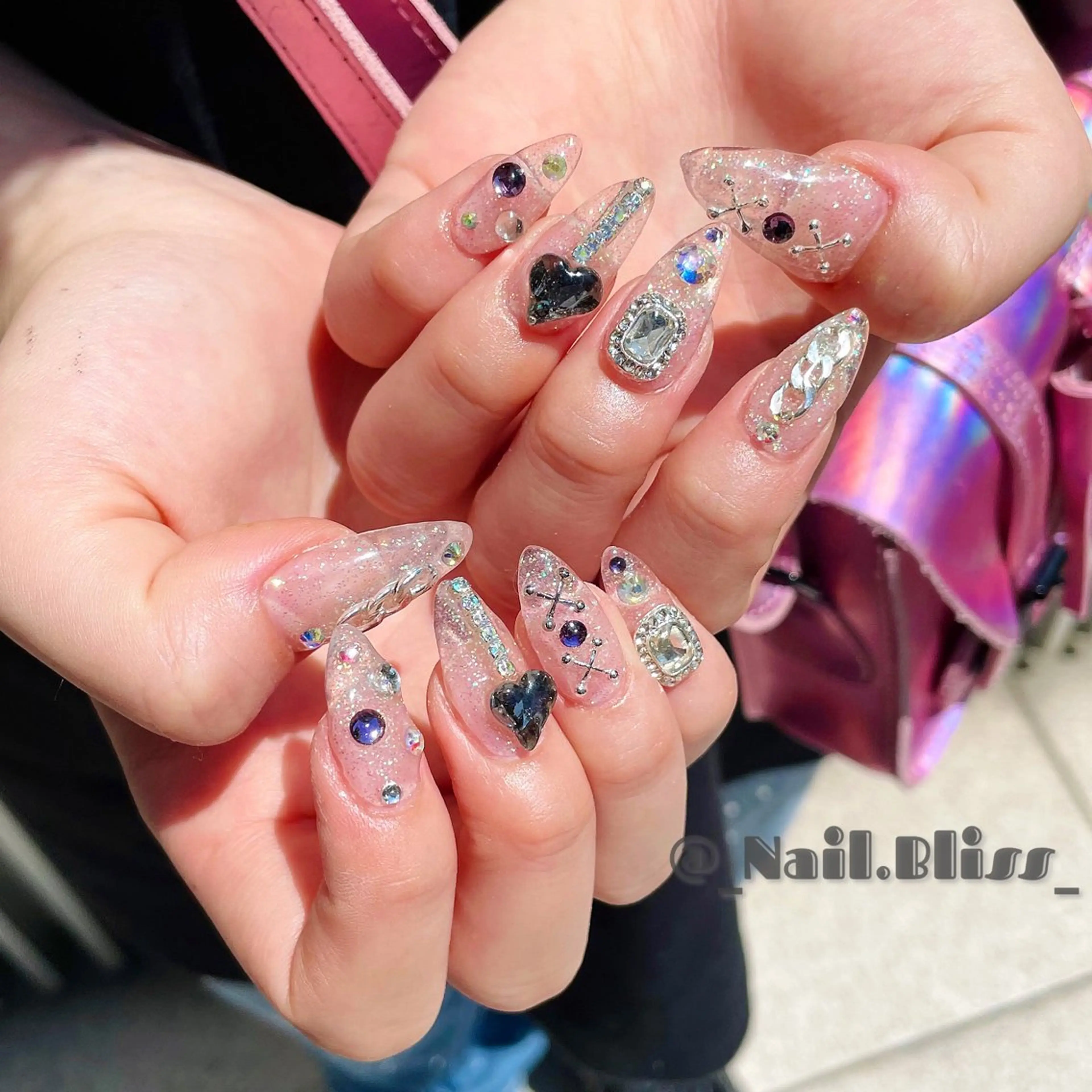 ネイル クリアネイル ハンドネイル NAIL BLISSのネイルデザイン