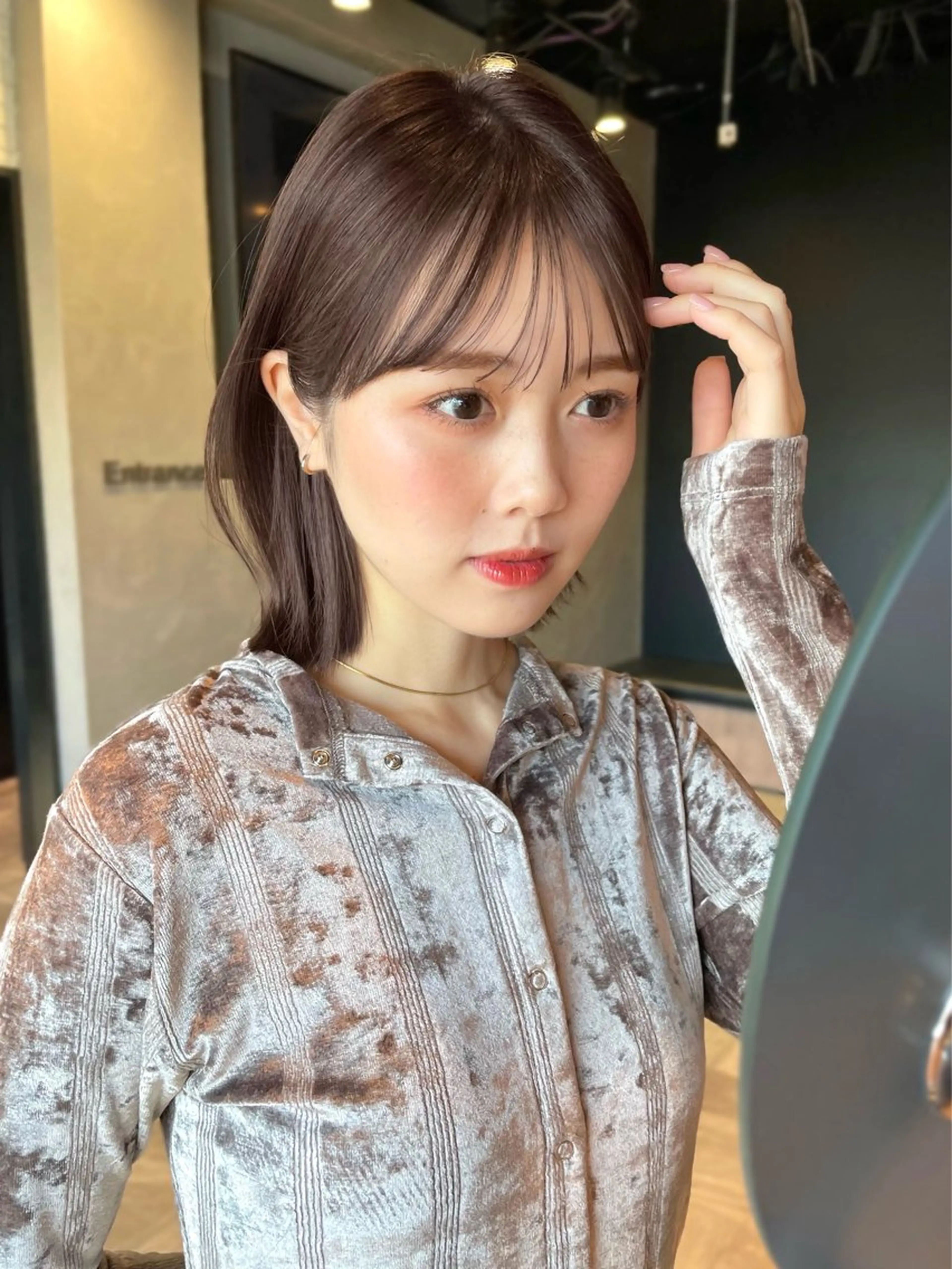 ミディアム カラー ヘアアレンジ カット ヘアカラー トリートメント ヘッドスパ ヘアセット 【柔らか透明感✨/ 似合せ前髪】大石葉月のヘアスタイル