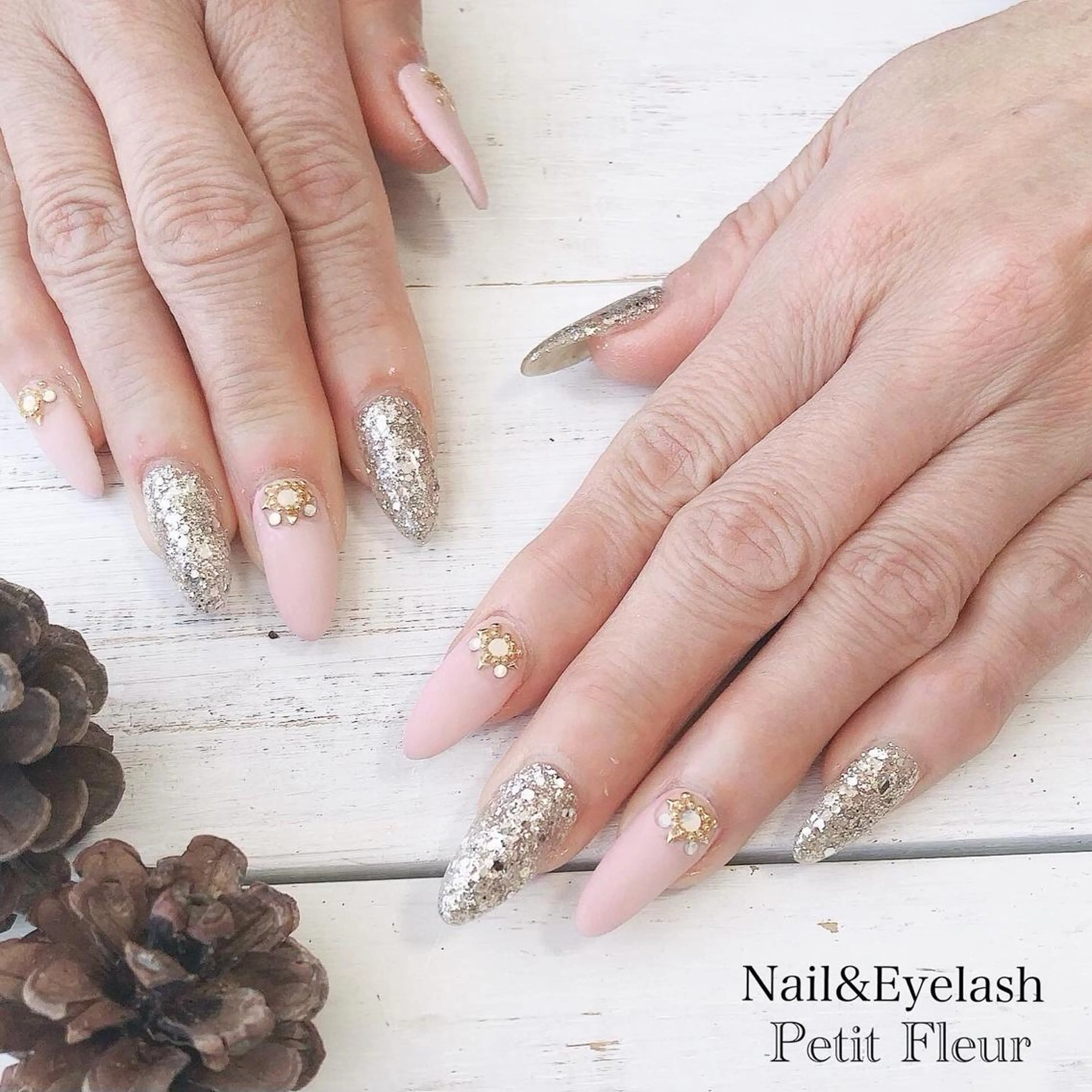 ネイル 青柳 亜梨奈のマツエク・マツパデザイン