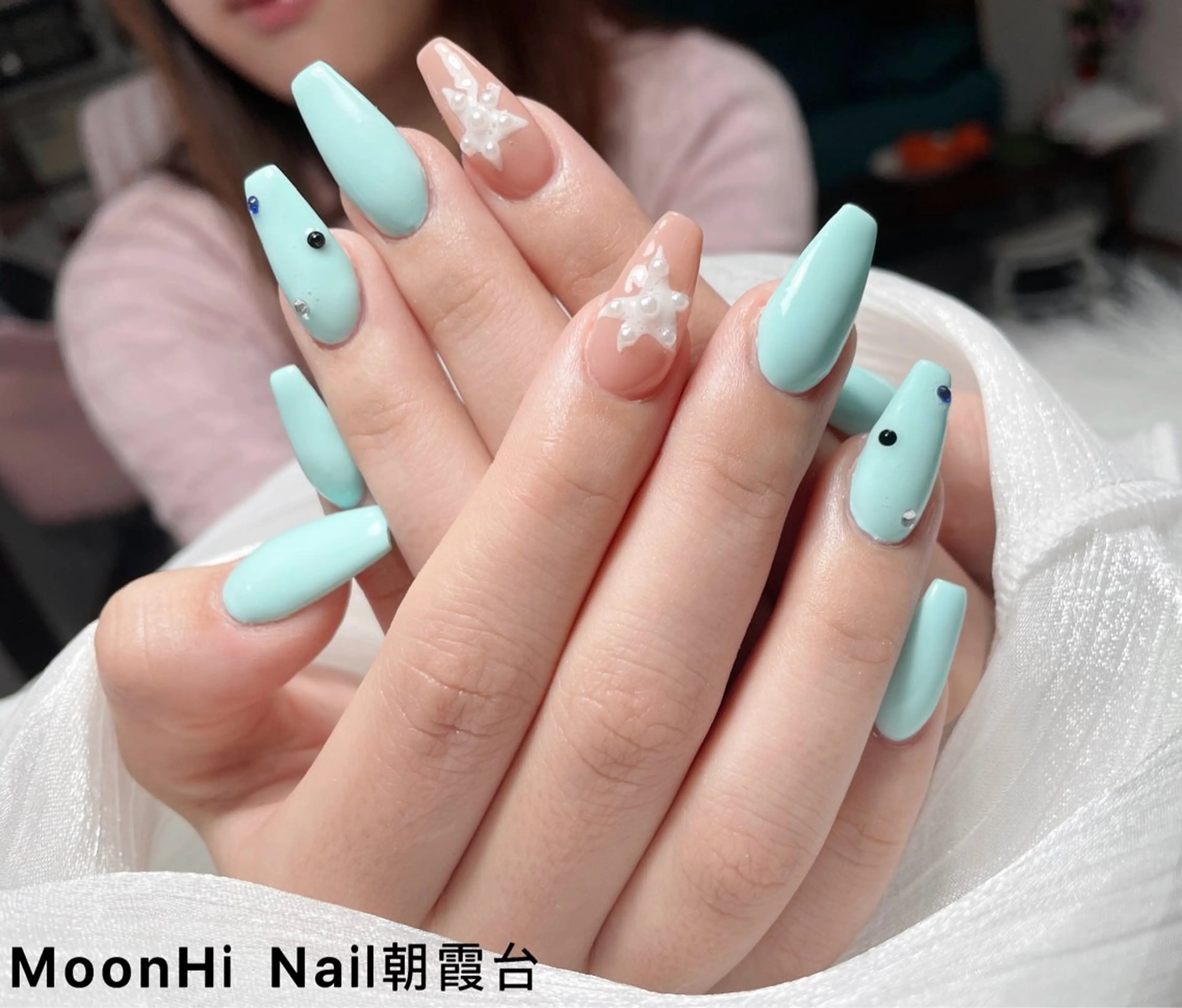 ネイル MoonHi Nail Salon所属・MoonHi Nail 朝霞台のネイルデザイン