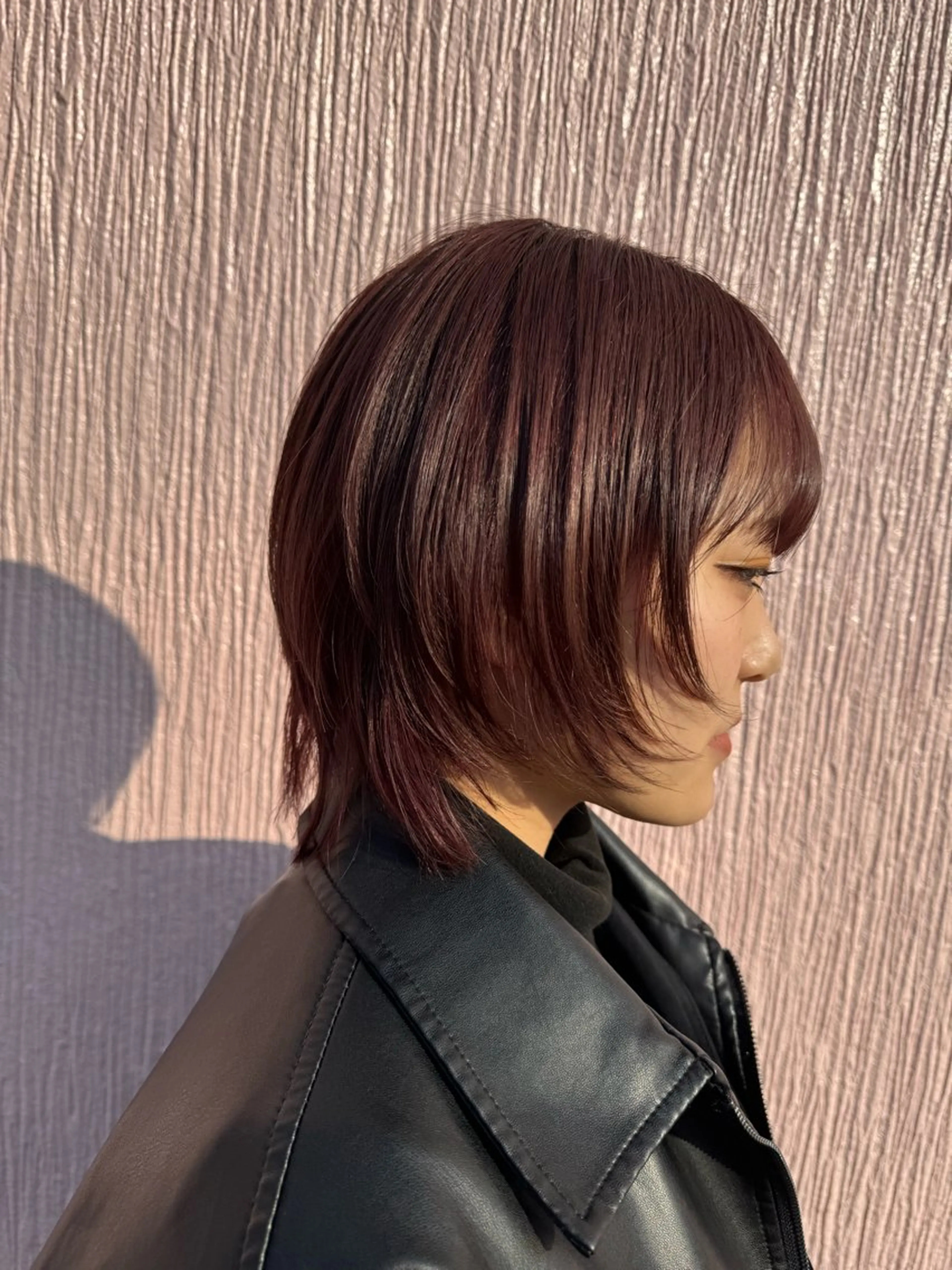 ミディアム カラー 𝐘𝐮𝐤𝐢 ベージュ系カラーのヘアスタイル