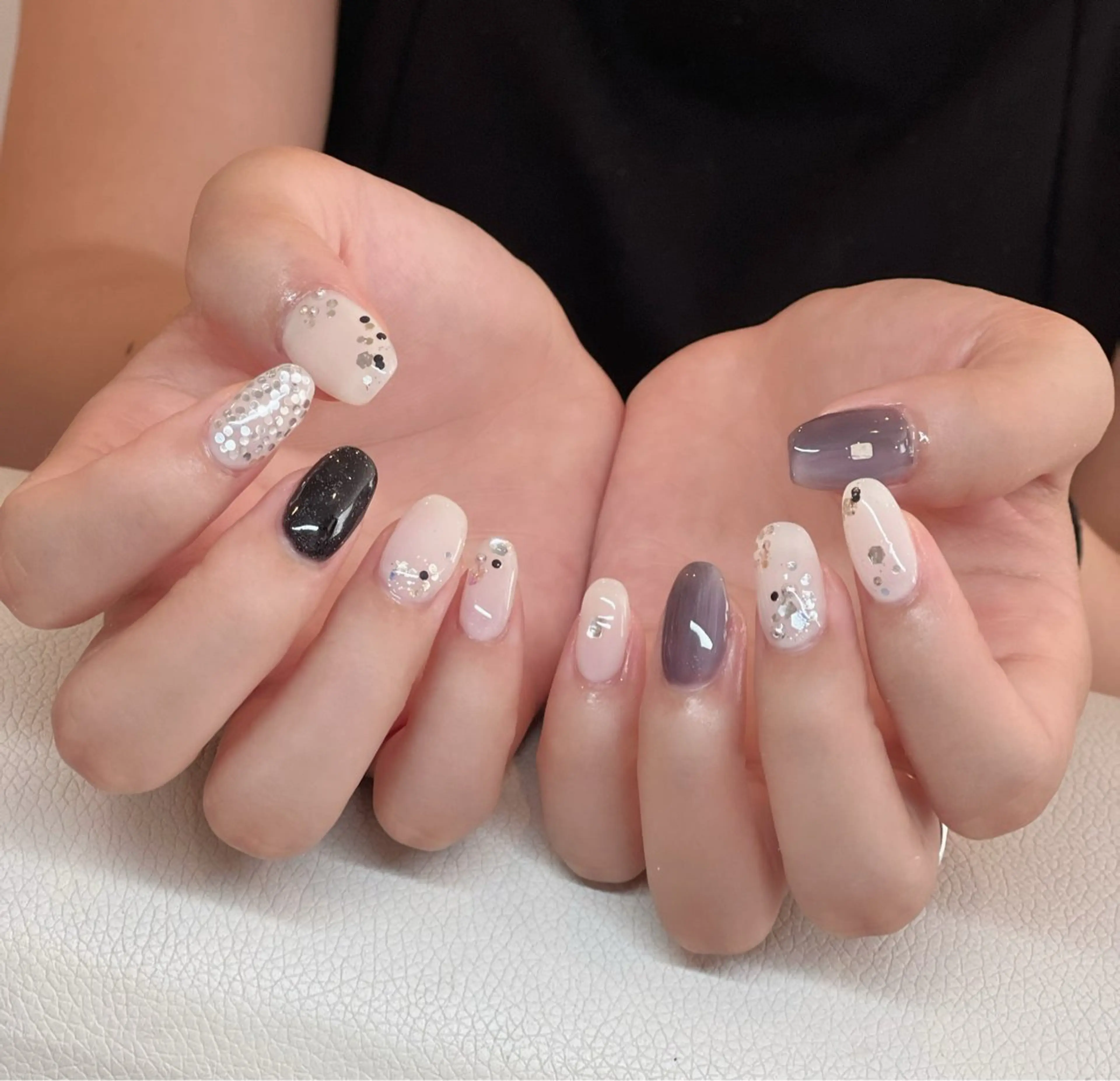 ネイル チークネイル フットネイル フレンチネイル グラデーション キラキラネイル ハンドネイル RUBY Nail 日暮里店のネイルデザイン