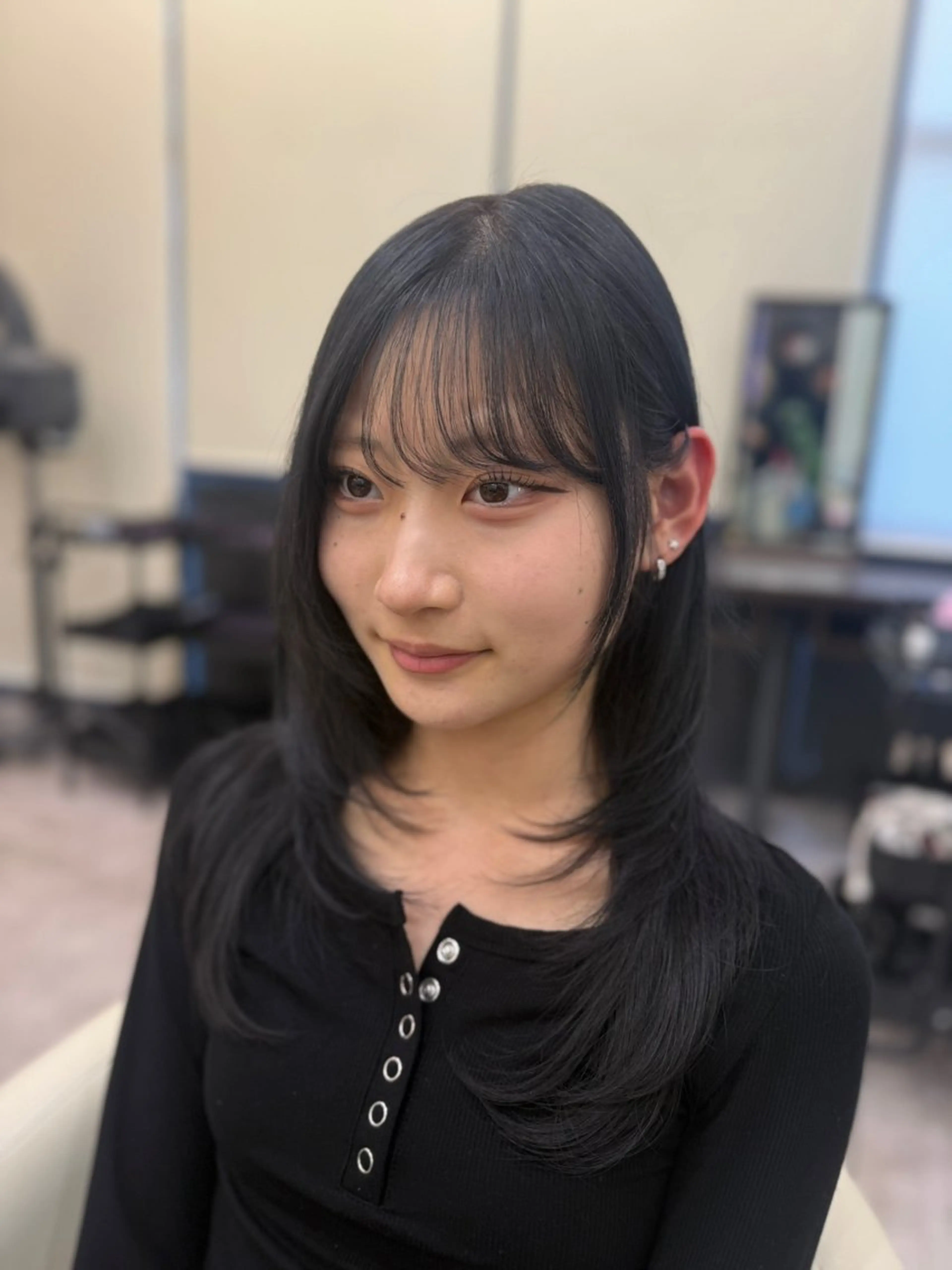 ロング カラー 黒髪 ブルーカラー ブルーブラック レイヤーカット カット ヘアカラー トリートメント 渋谷ハイトーン/髪質 改善/かすが🪽🫧のヘアスタイル